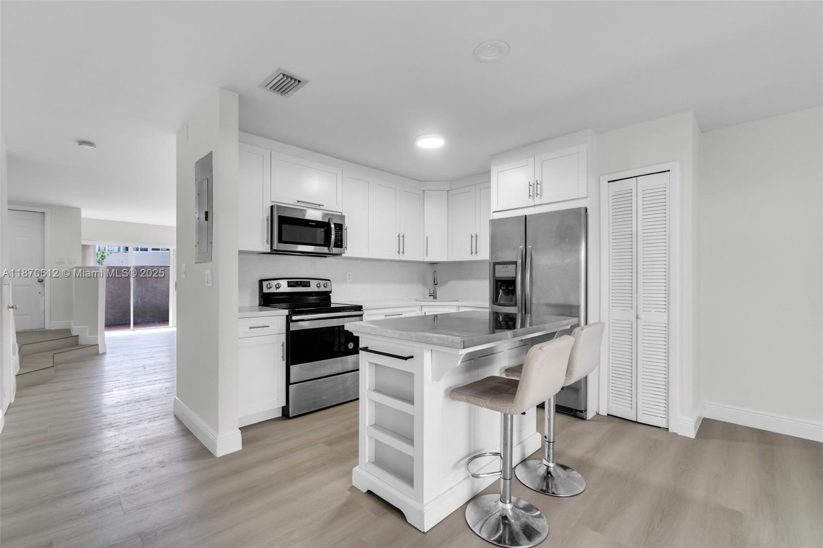 Property photo # 2