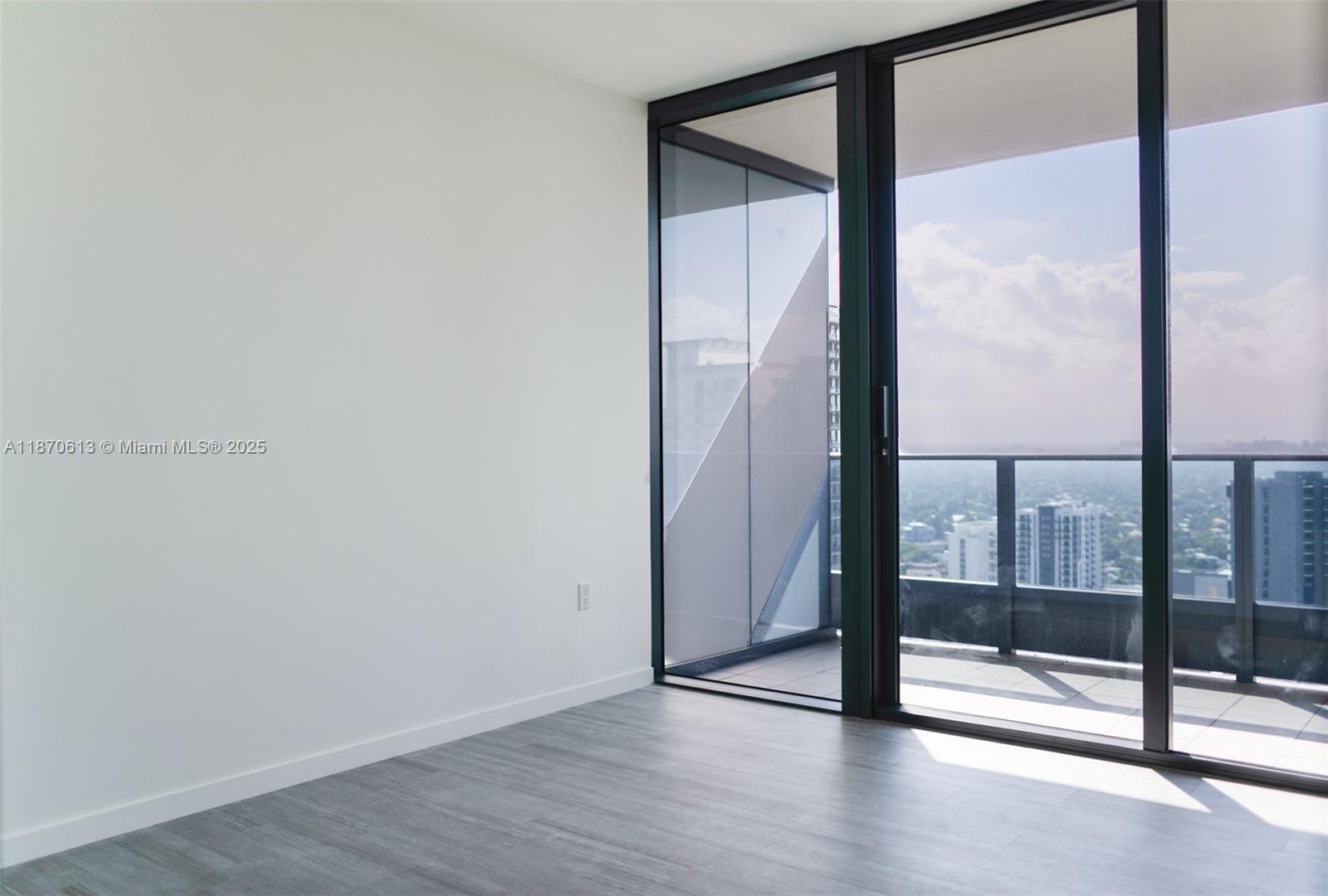 Property photo # 6