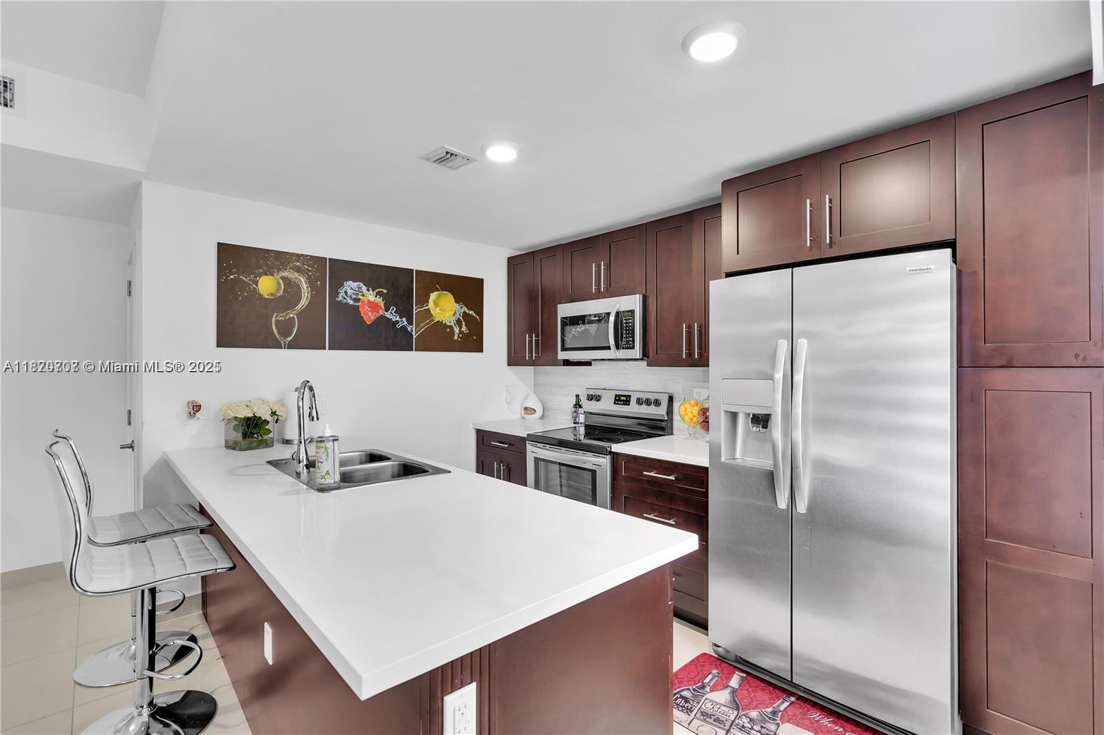 Property photo # 3