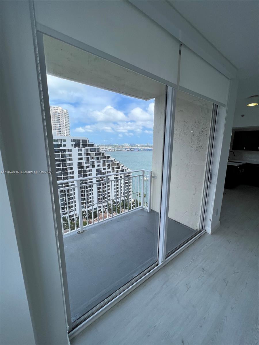 770 Claughton Island Dr #PH-17, Miami FL 33131