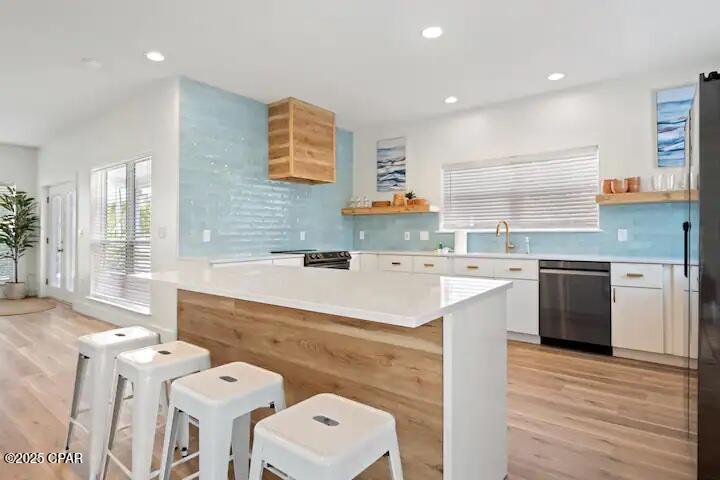 Image 11 For 360 Holiday Road