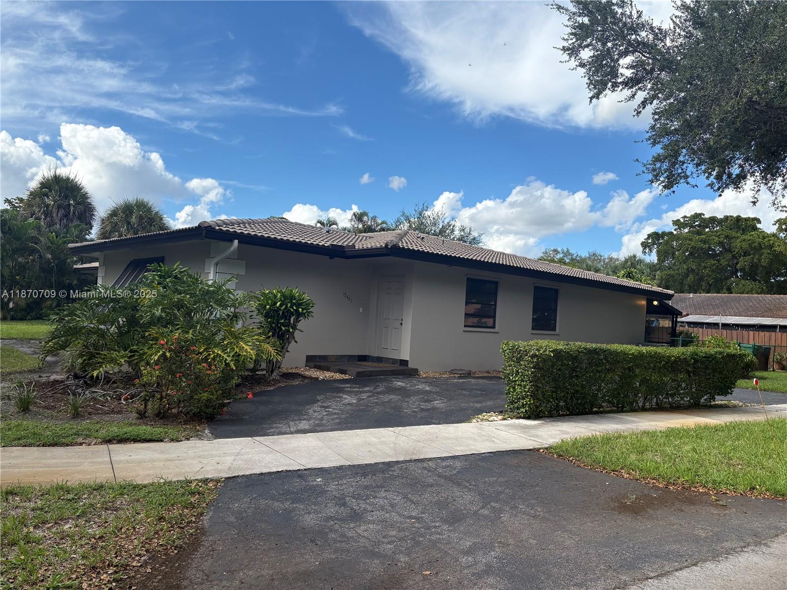 Property photo # 0