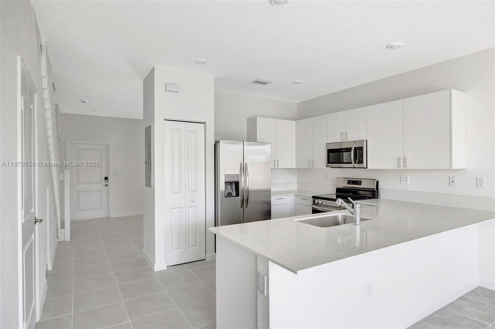 Property photo # 8