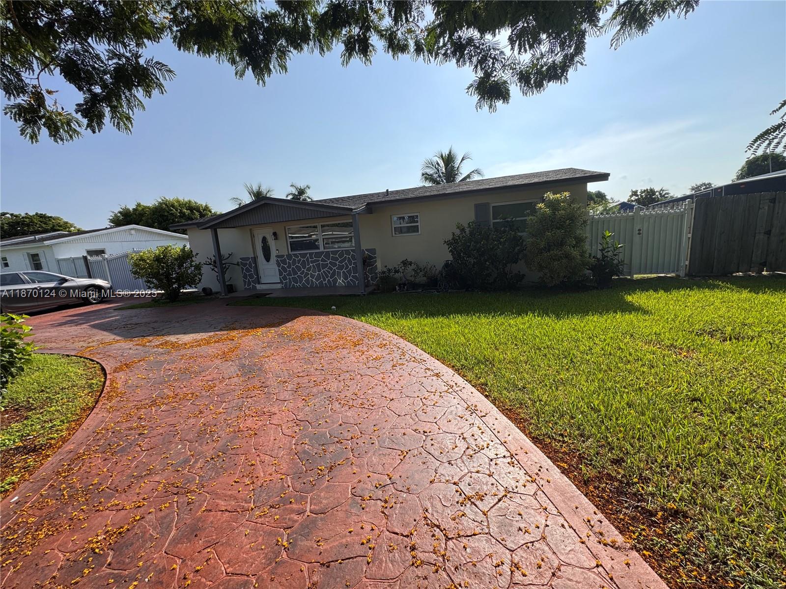 Property photo # 4
