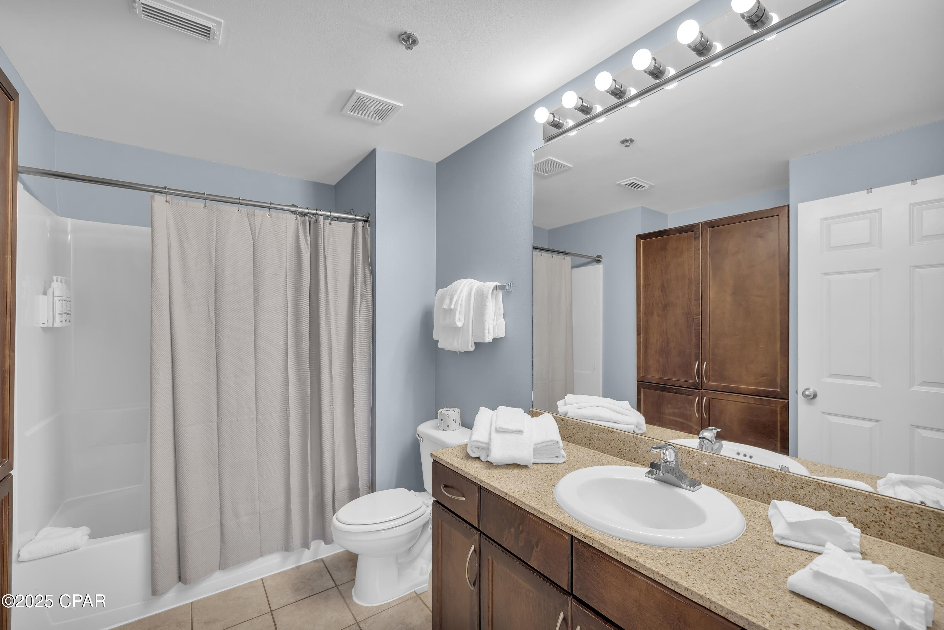 Image 5 For 9860 Thomas Drive 921