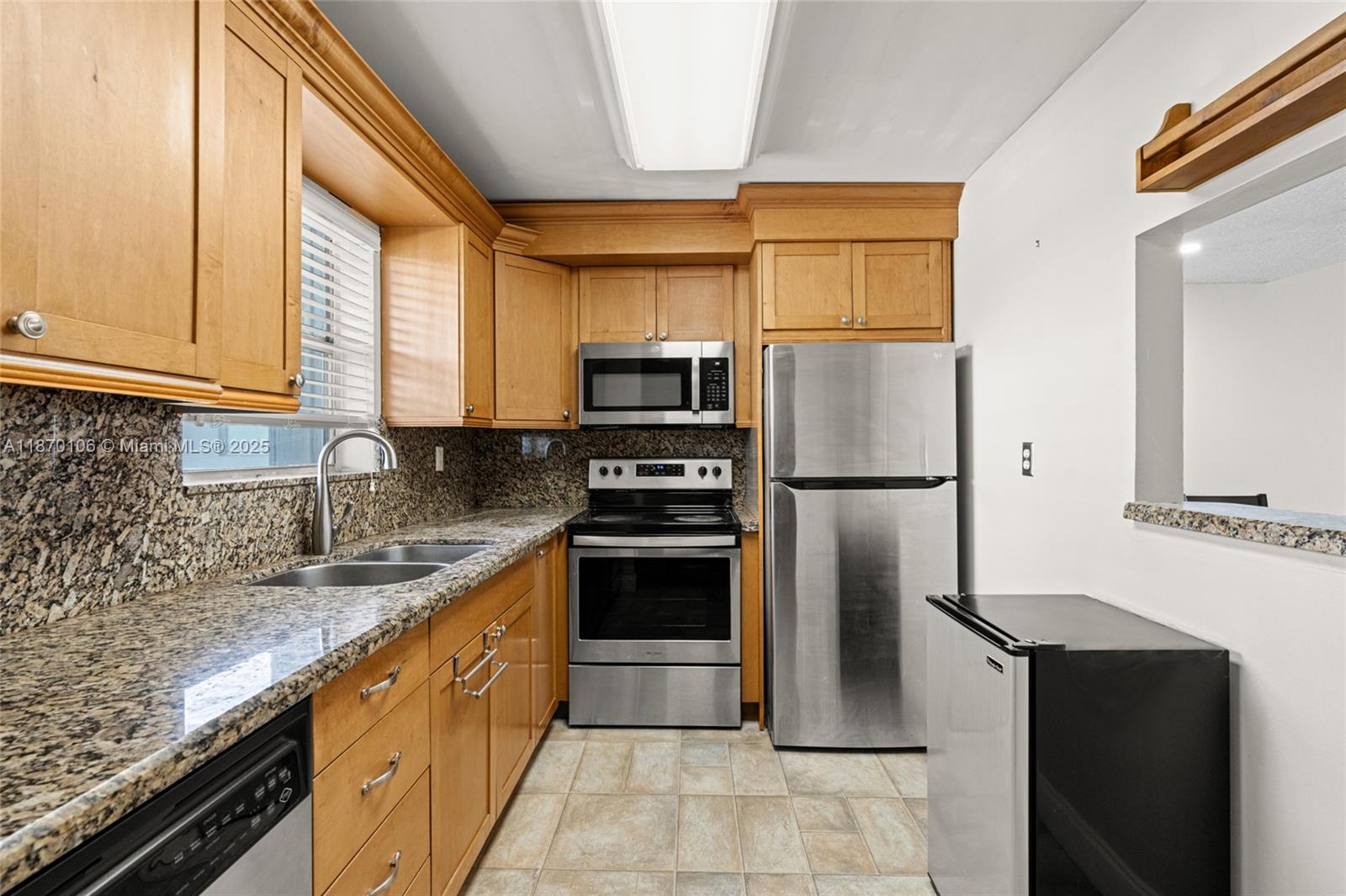 Property photo # 4