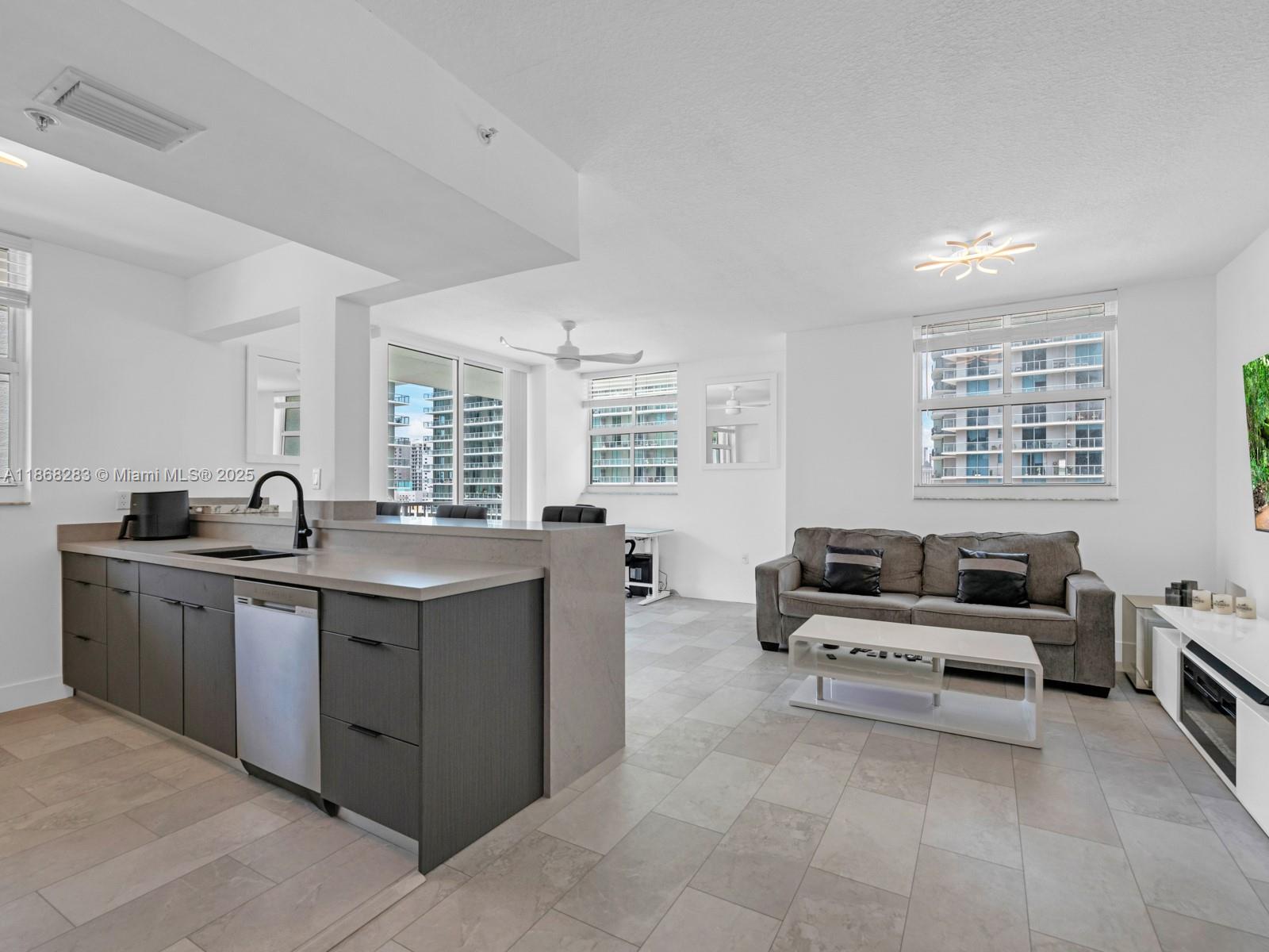 Property photo # 4