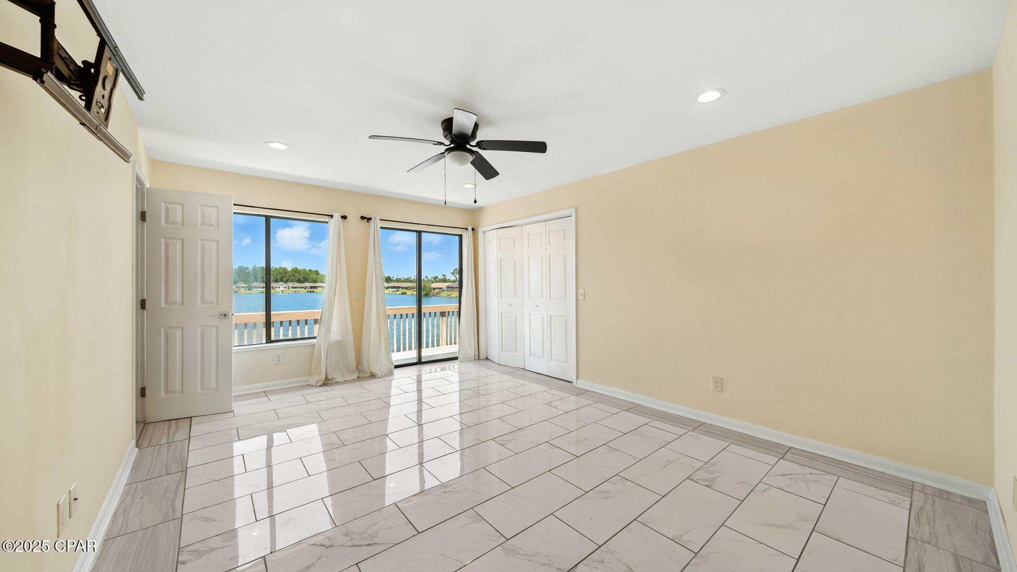 Image 14 For 113 Marin Drive