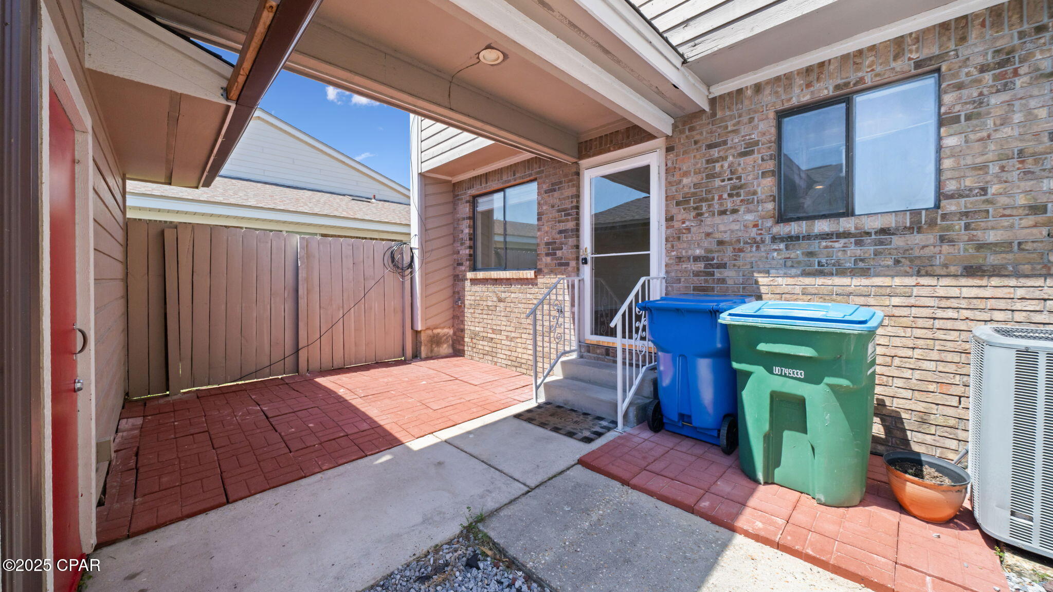 Image 2 For 113 Marin Drive