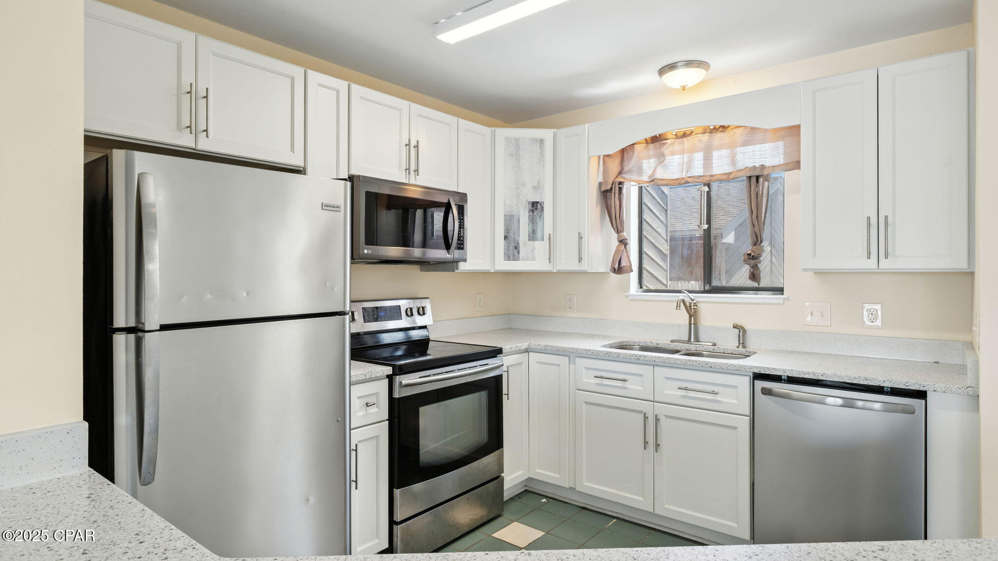 Image 22 For 113 Marin Drive