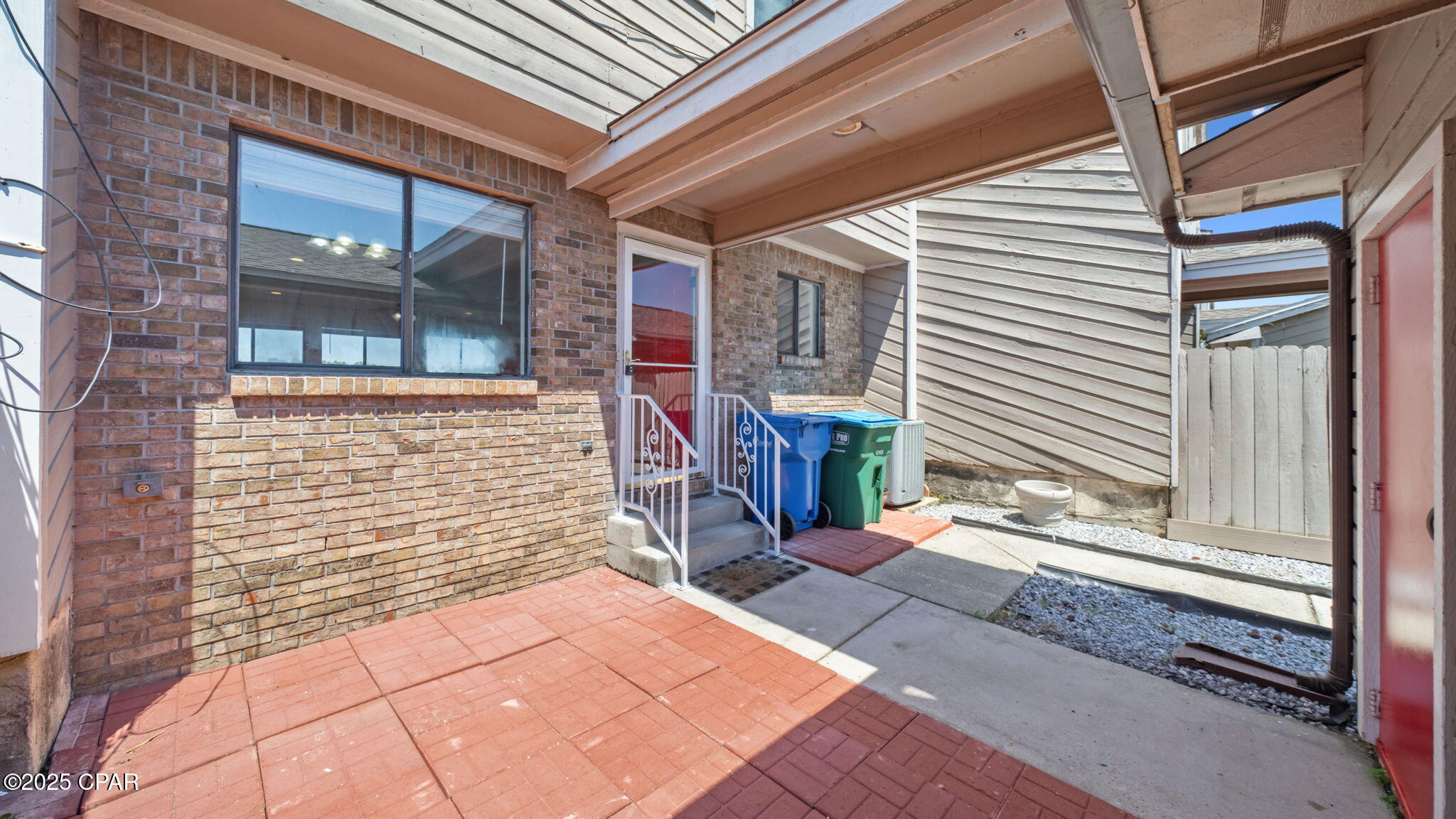 Image 3 For 113 Marin Drive