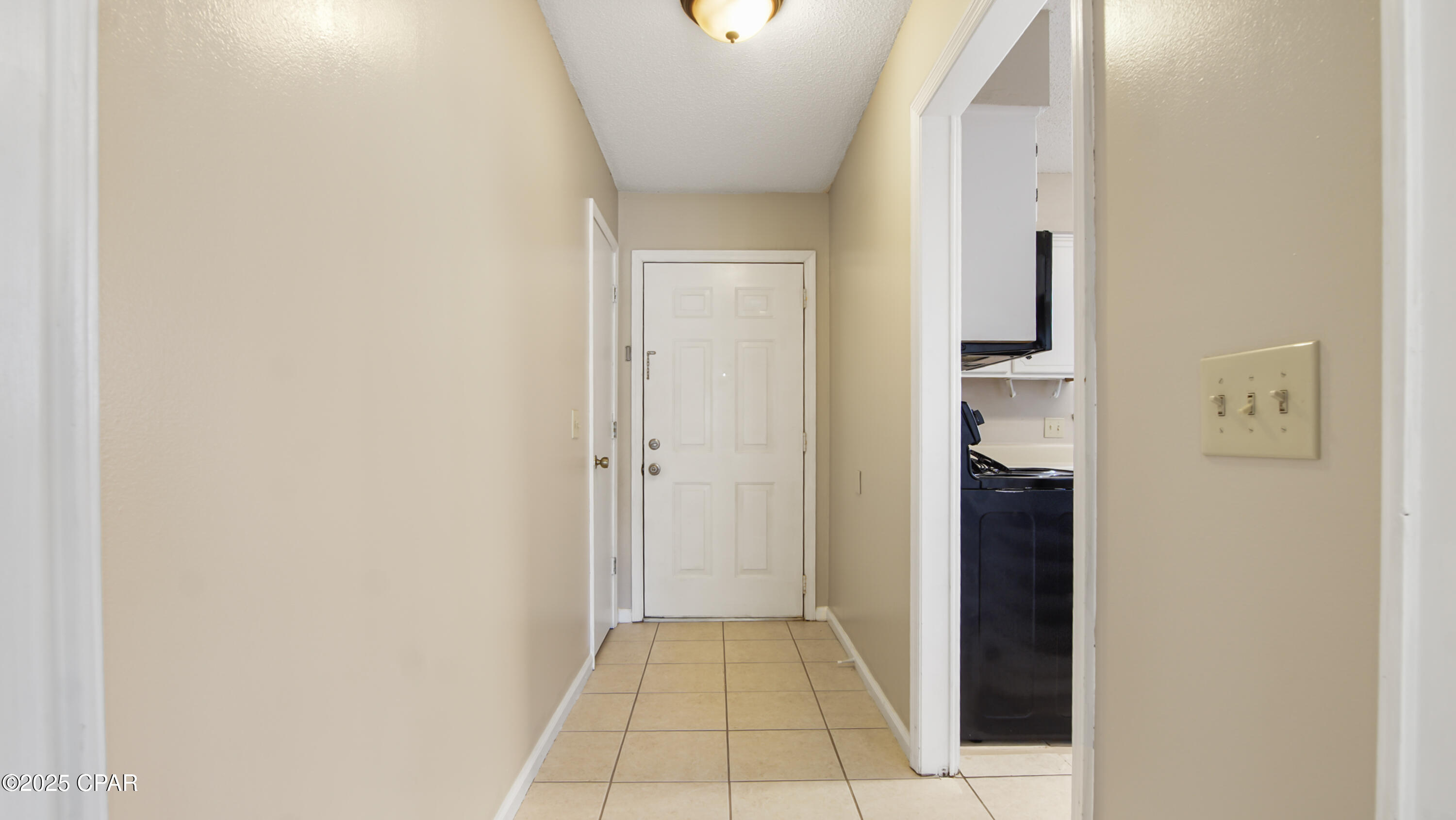 Image 6 For 807 White Oak Court