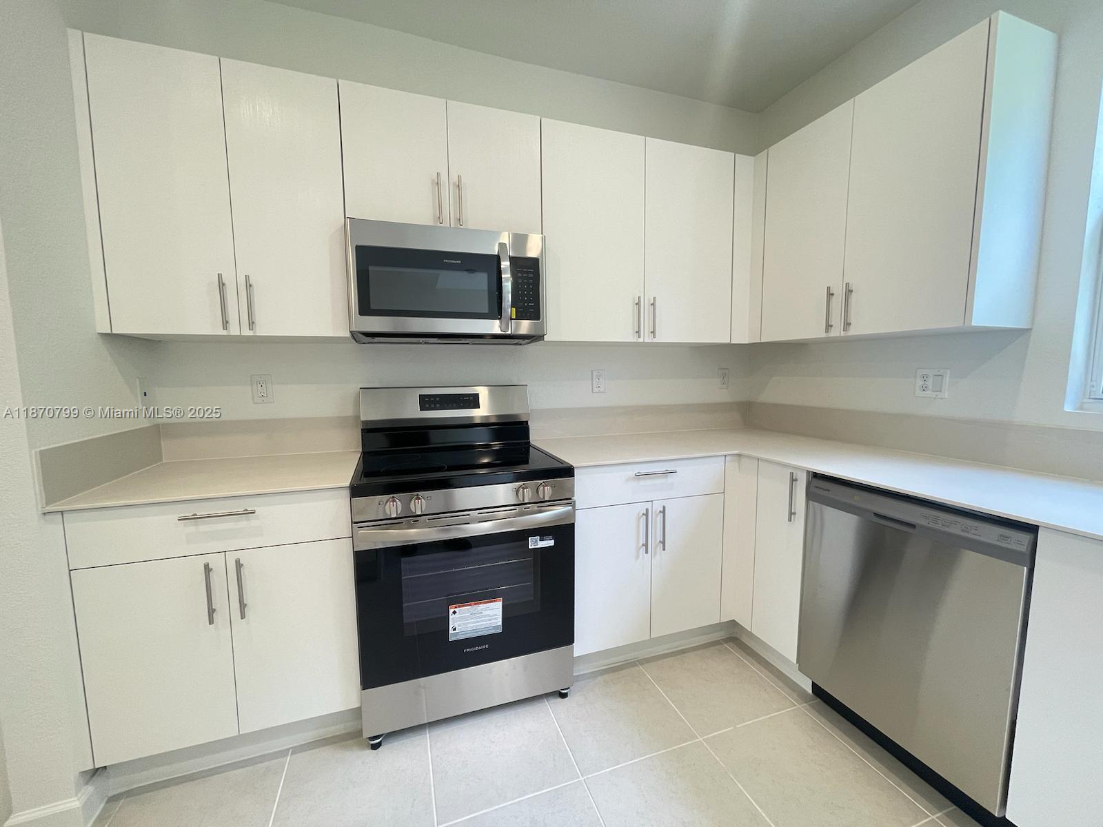 Property photo # 4