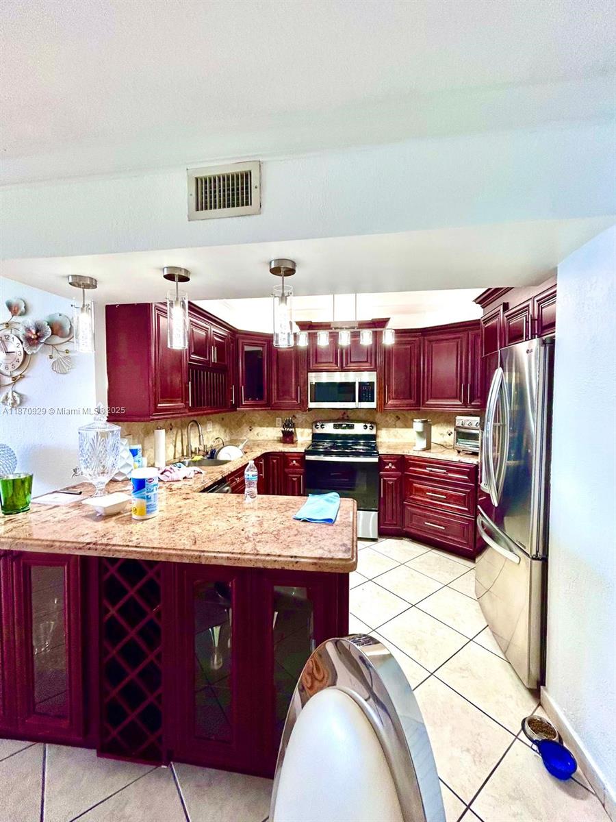 Property photo # 9