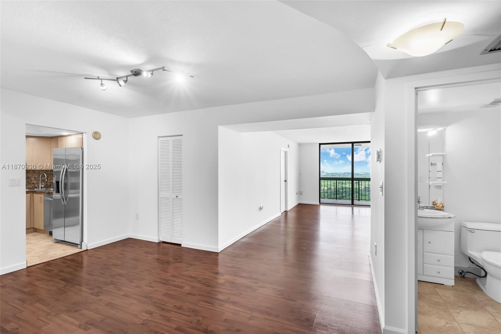 Property photo # 0