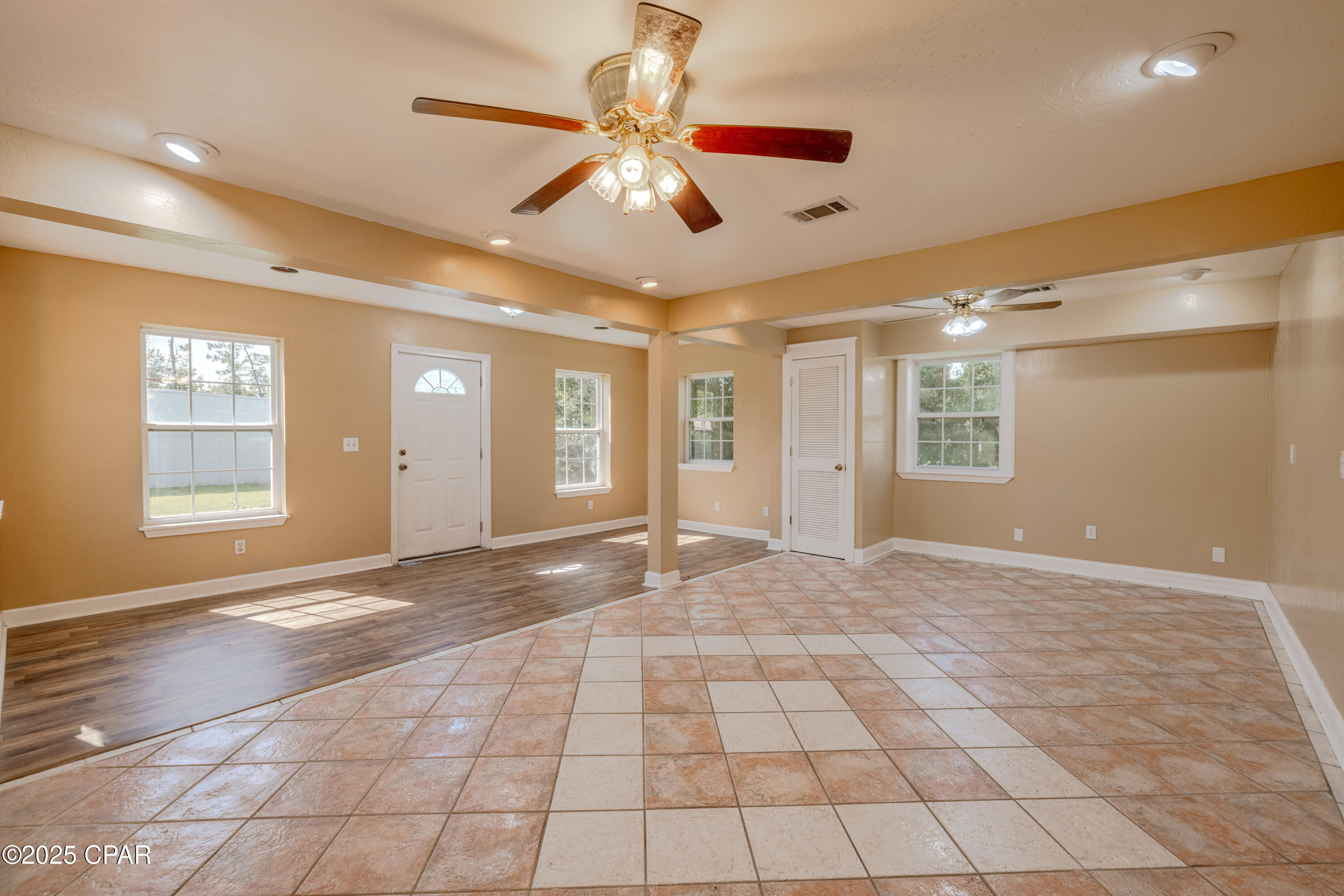 Image 32 For 8635 Bayhead Court