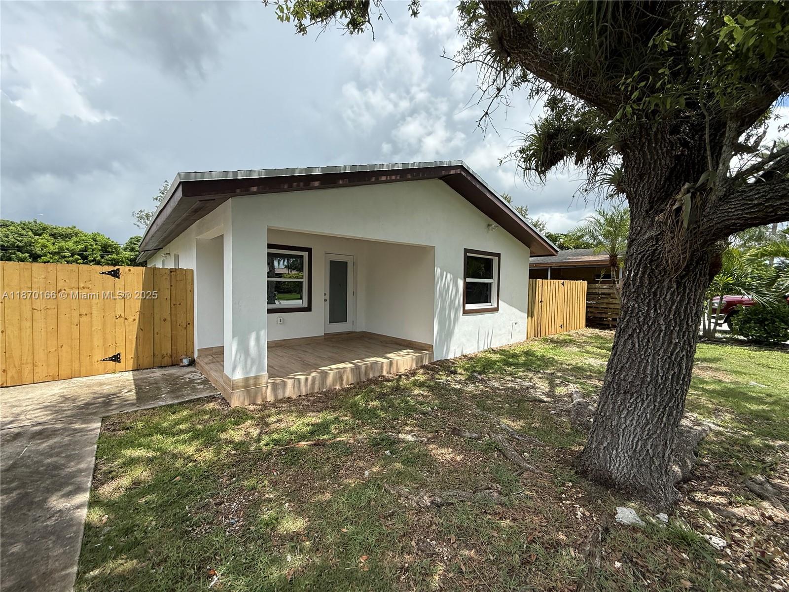 Property photo # 9