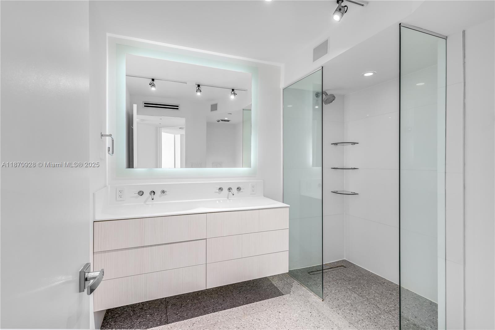1330 West Ave #3201, Miami Beach FL 33139