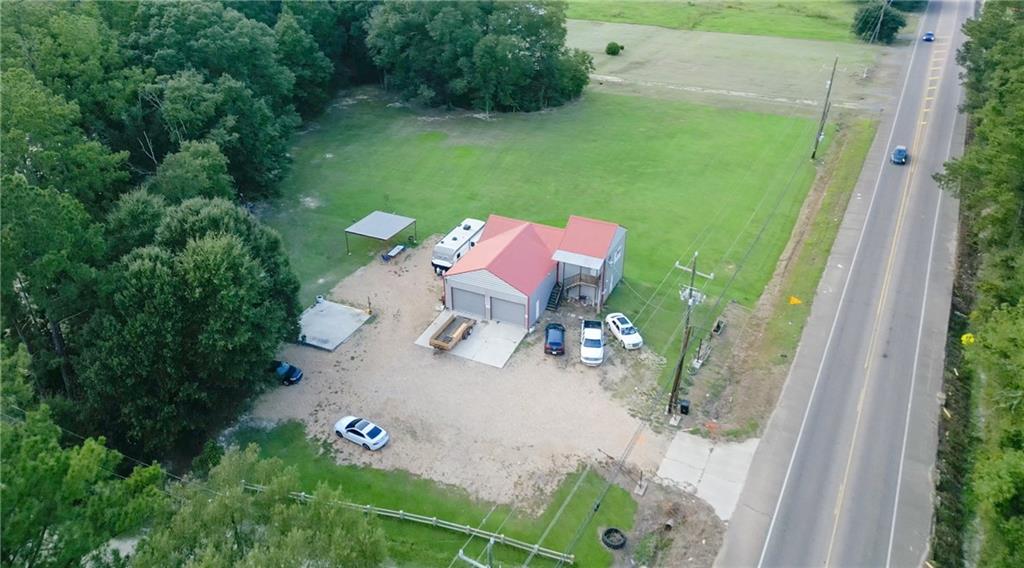 listing main picture