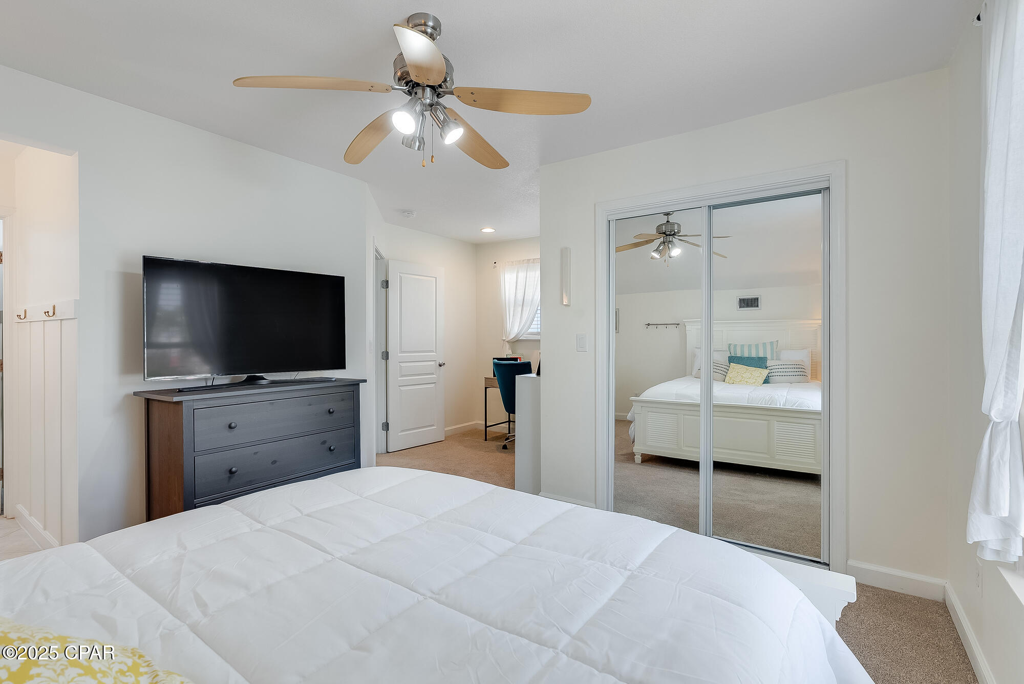 Image 37 For 235 Moonlight Bay Drive