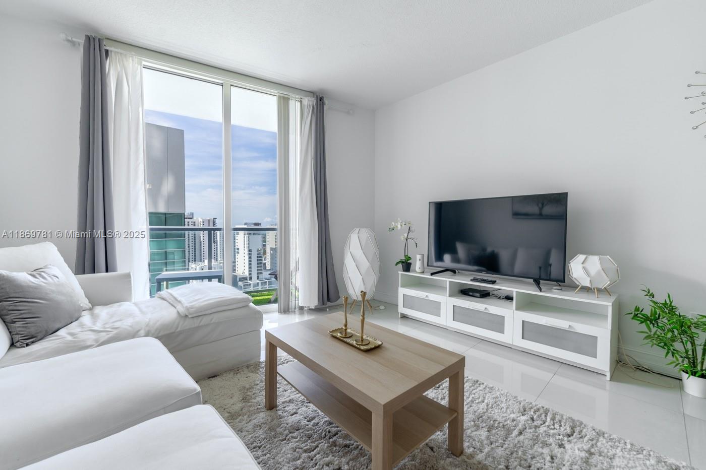 185 7th St Unit 2808, Miami, Florida 33130