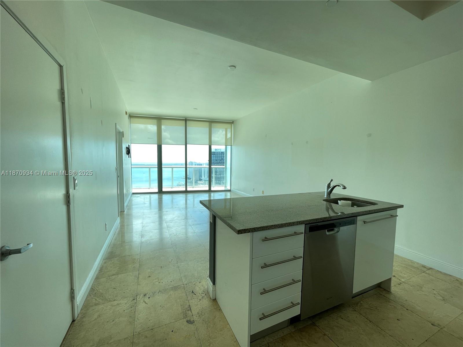 888 Biscayne Blvd #4902, Miami FL 33132