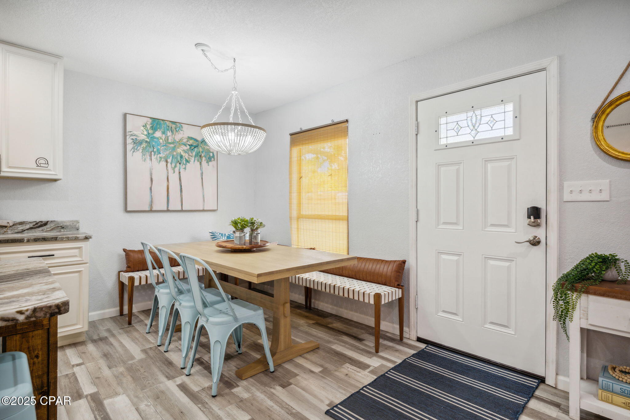 Image 9 For 216 San Vincente Street