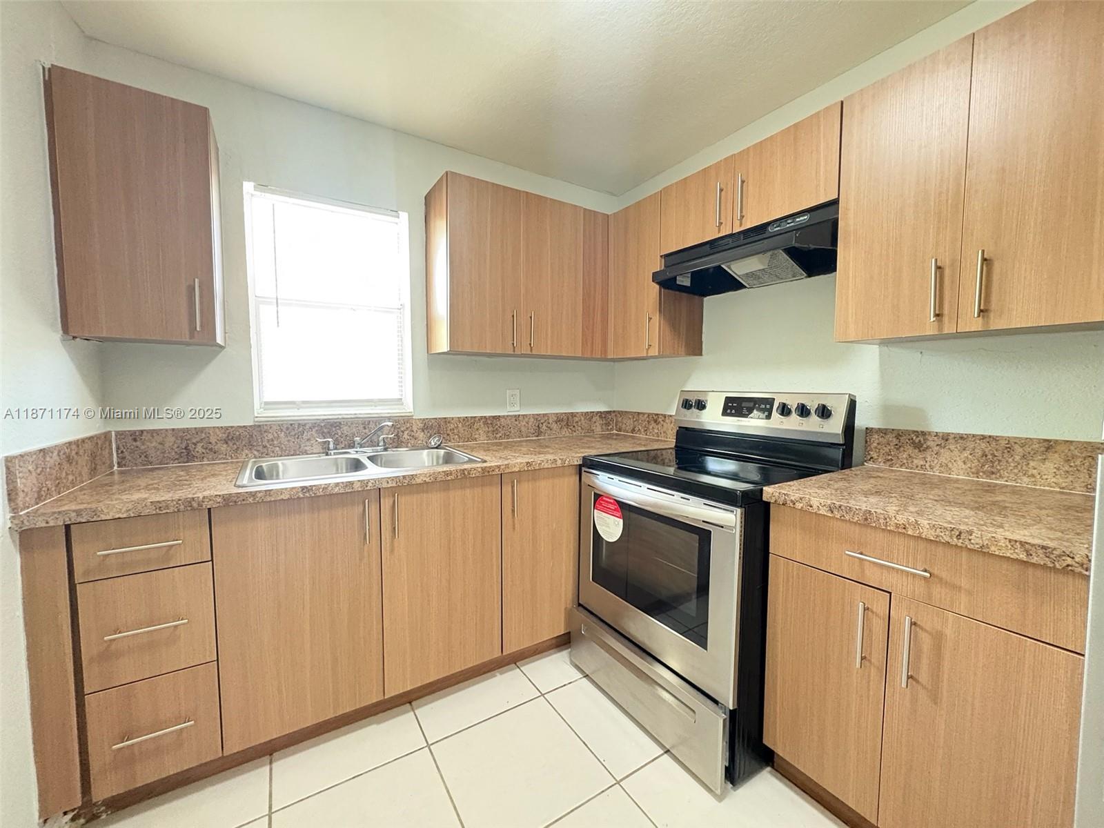 Property photo # 7