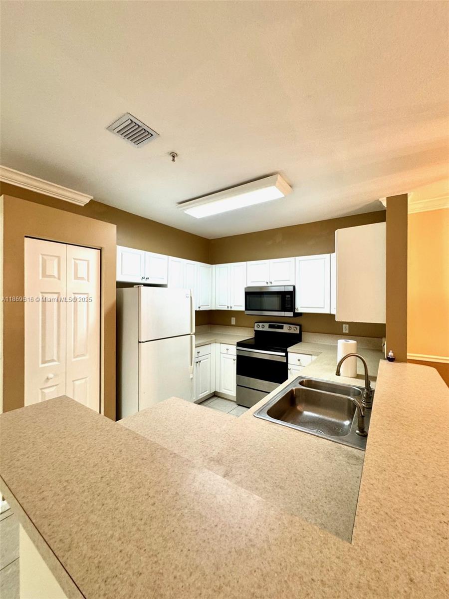 Property photo # 7