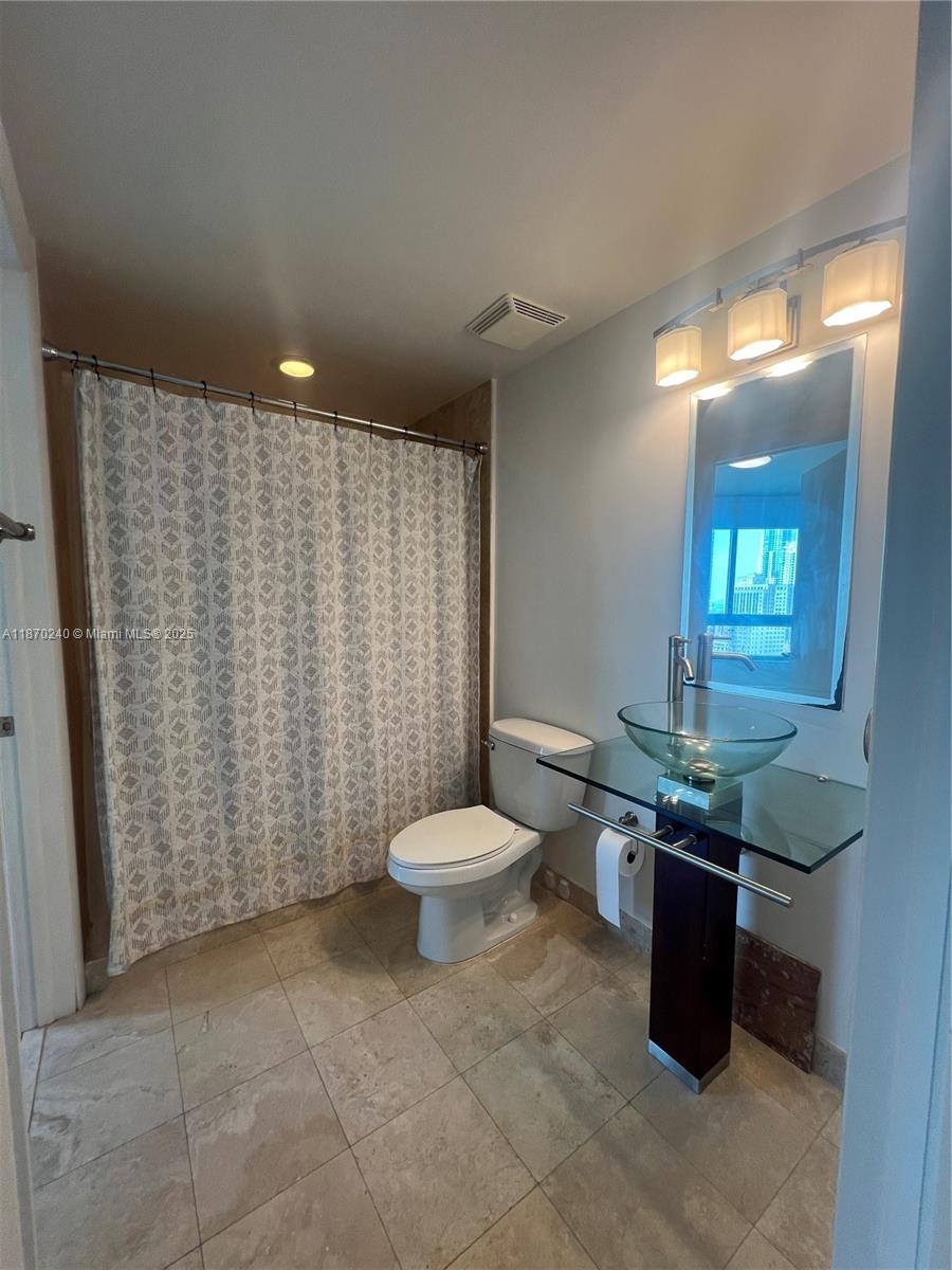 350 S Miami Ave #1905, Miami FL 33130