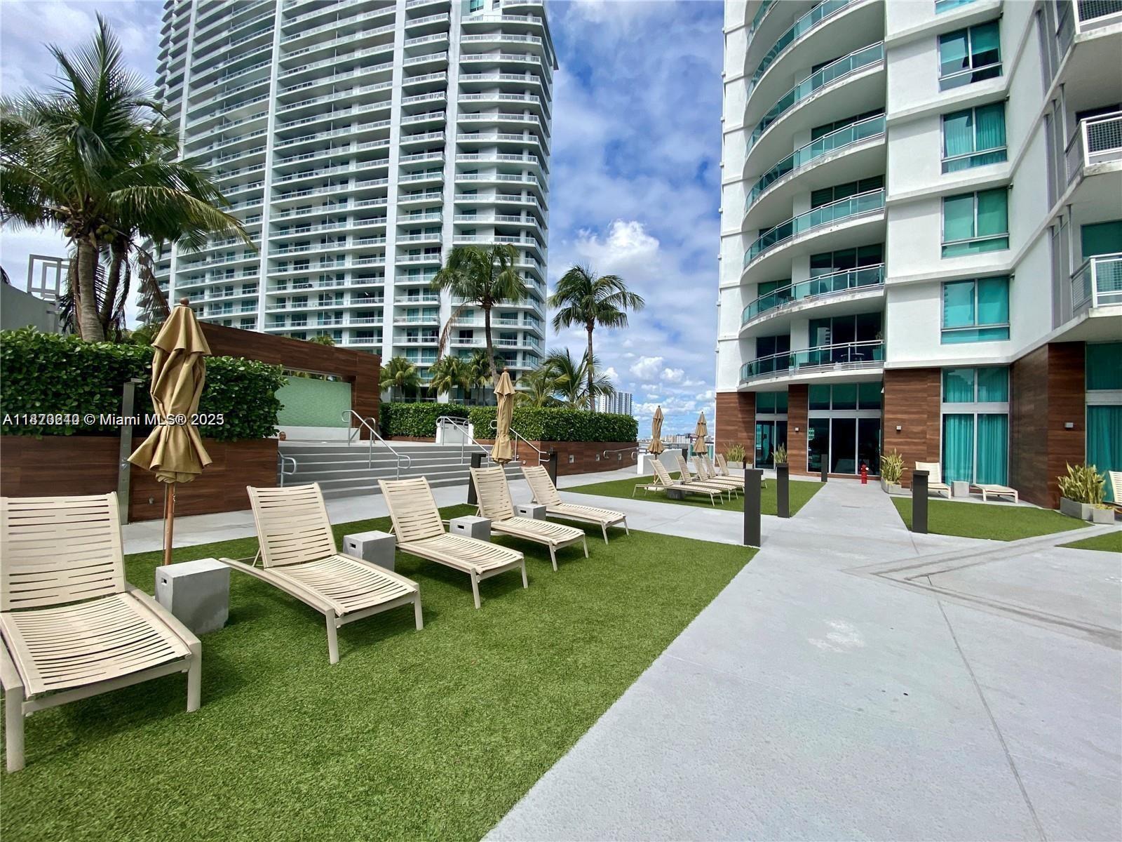 350 S Miami Ave #1905, Miami FL 33130