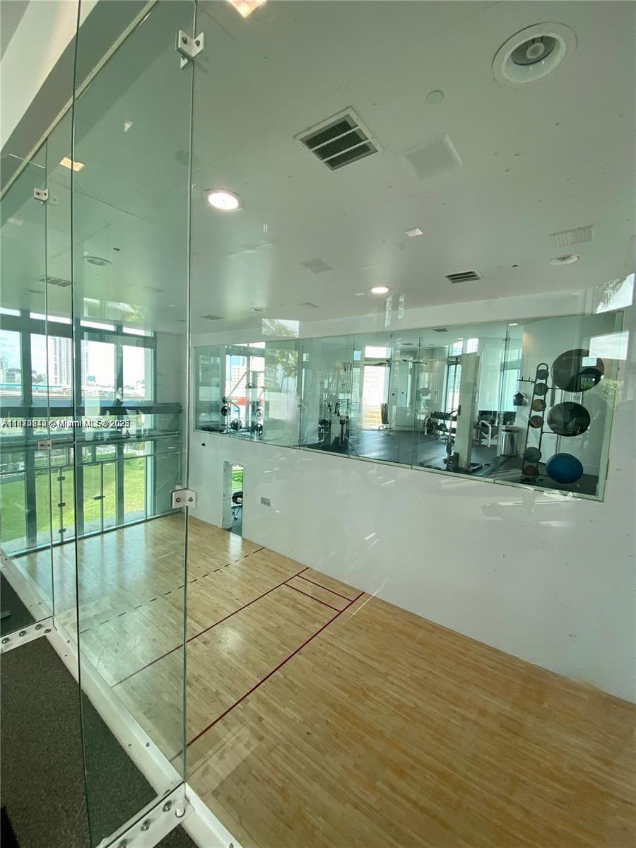 350 S Miami Ave #1905, Miami FL 33130