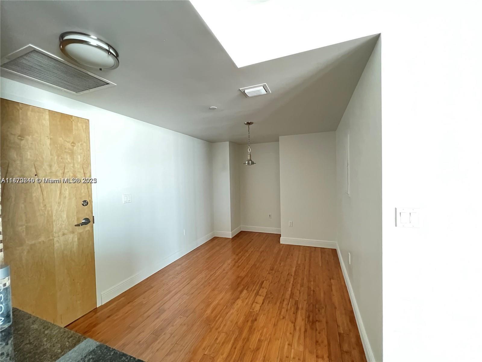 350 S Miami Ave #1905, Miami FL 33130