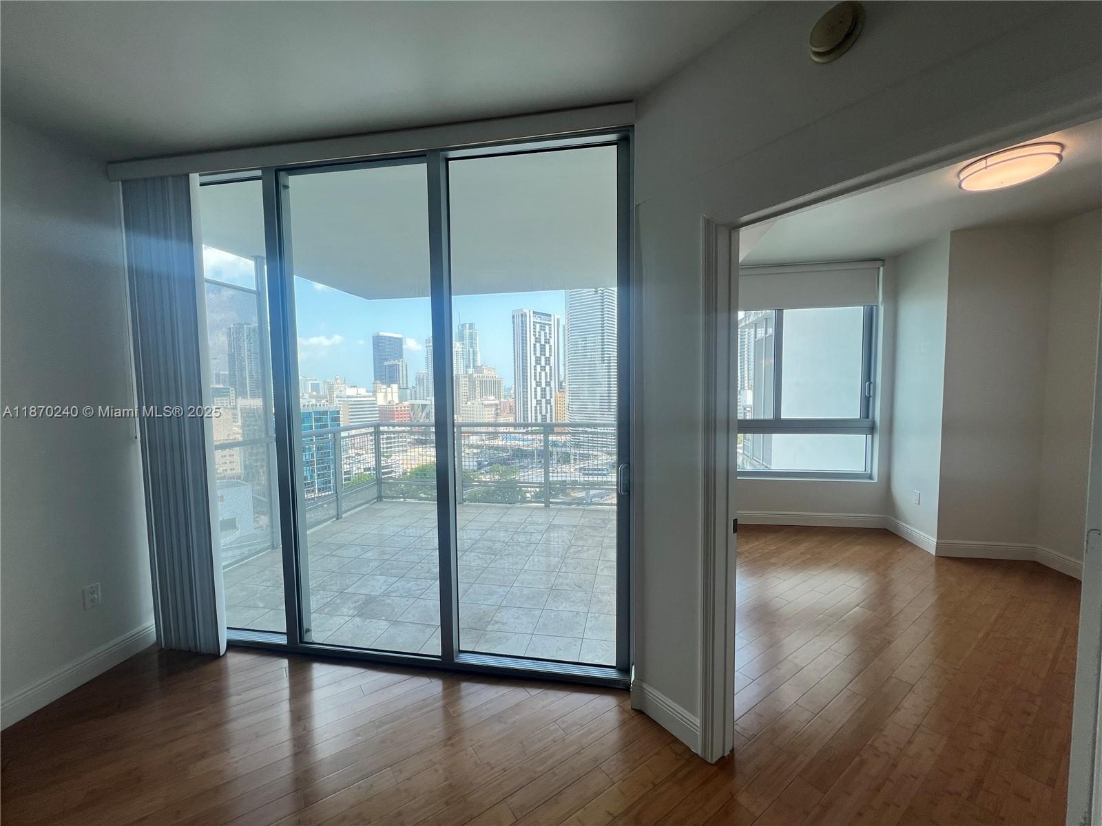 350 S Miami Ave #1905, Miami FL 33130