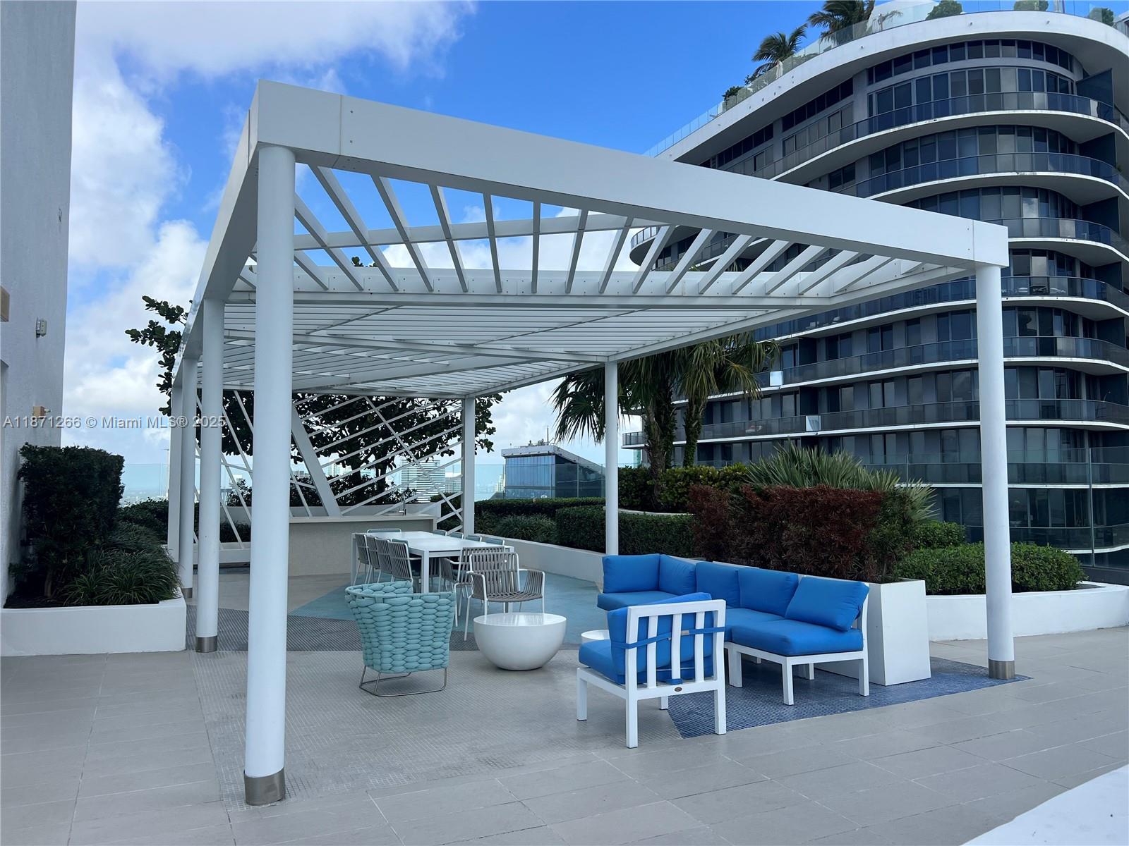 45 SW 9th St #4408, Miami FL 33130