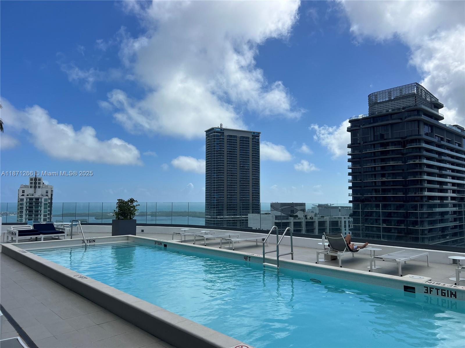 45 SW 9th St #4408, Miami FL 33130