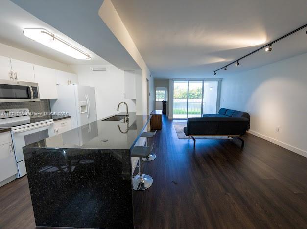 Property photo # 4