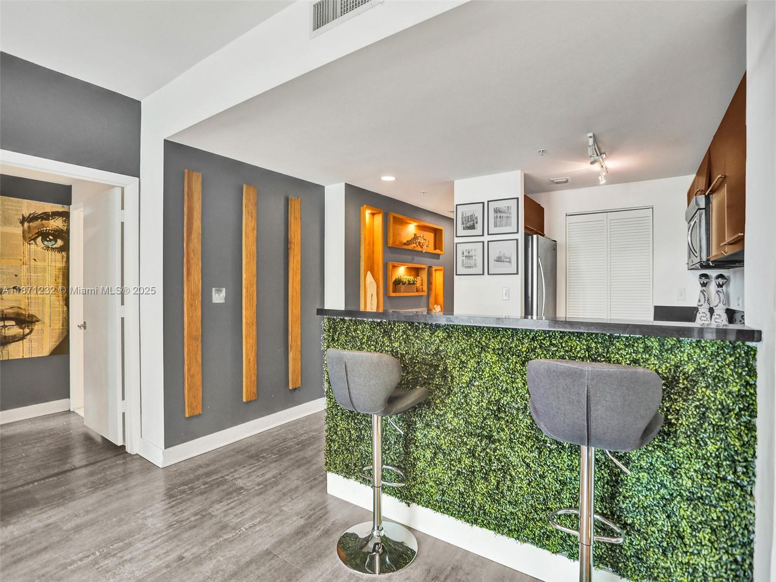Property photo # 2