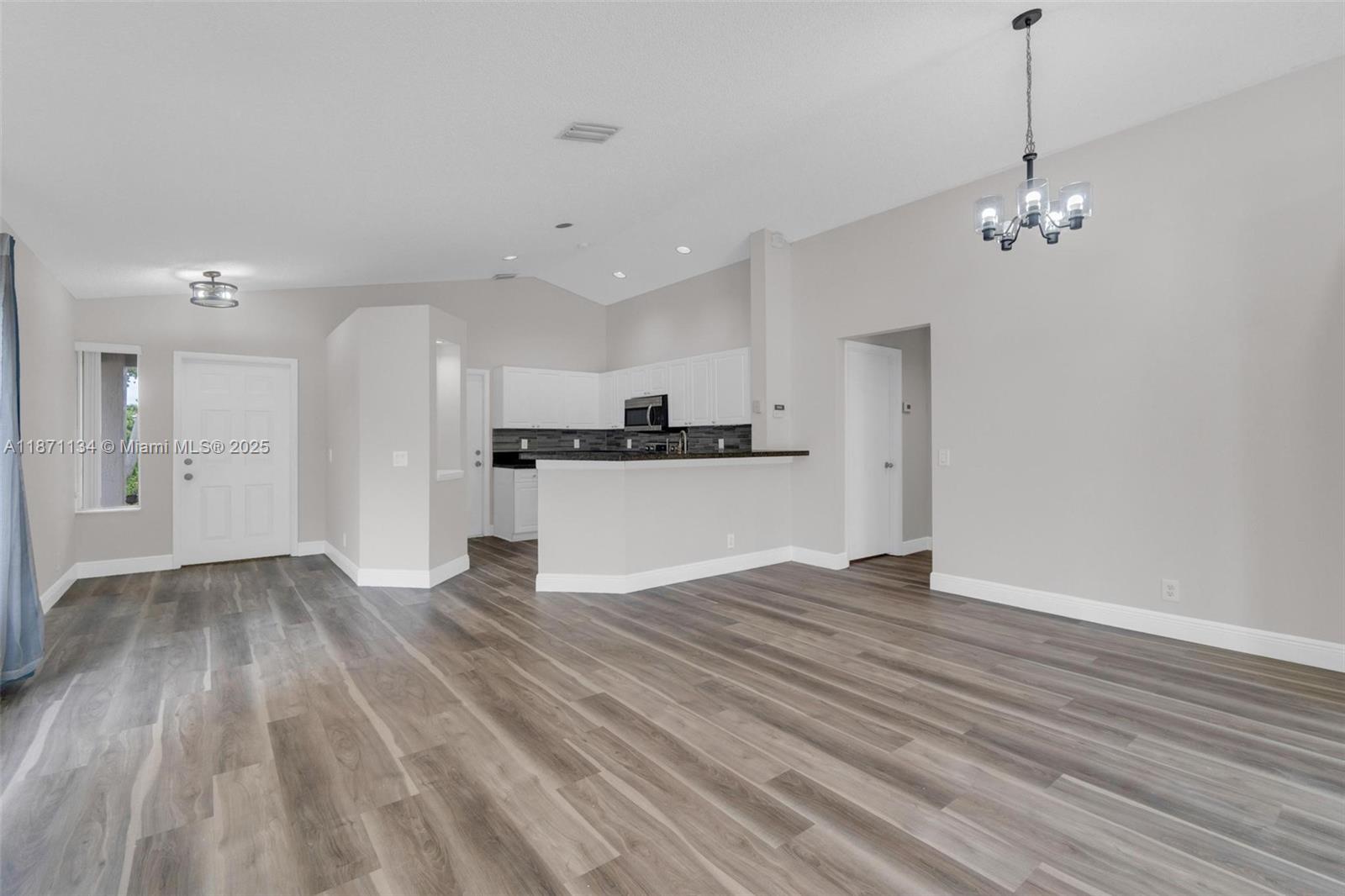 Property photo # 7