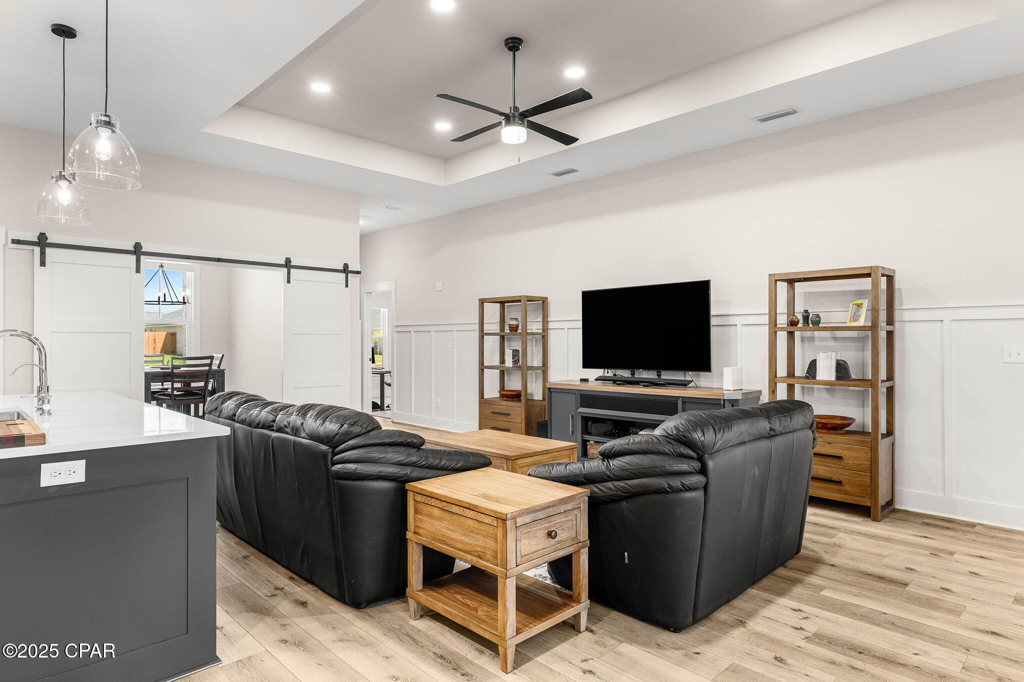 Image 6 For 3811 Redbud Way