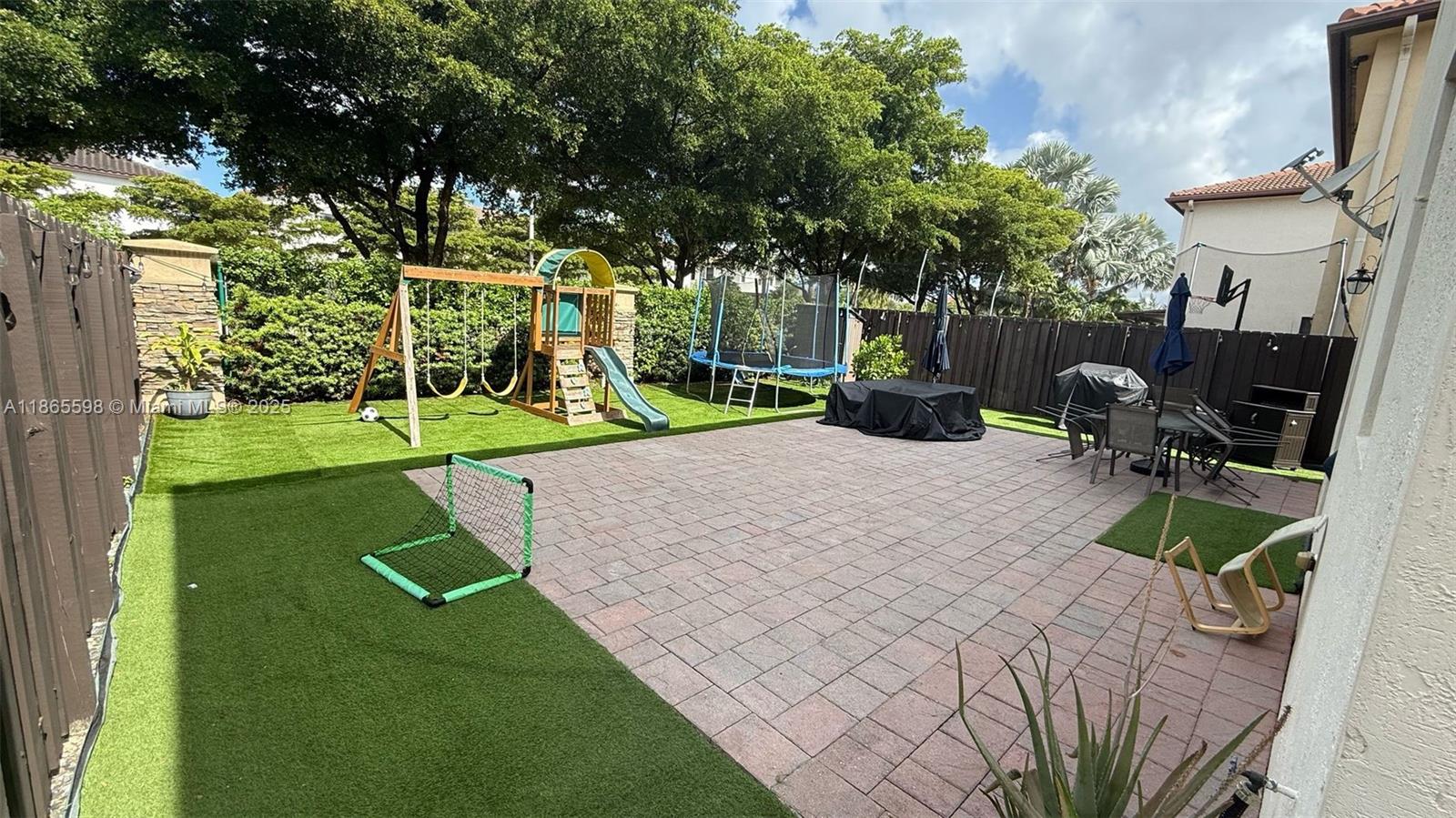 Property photo # 9