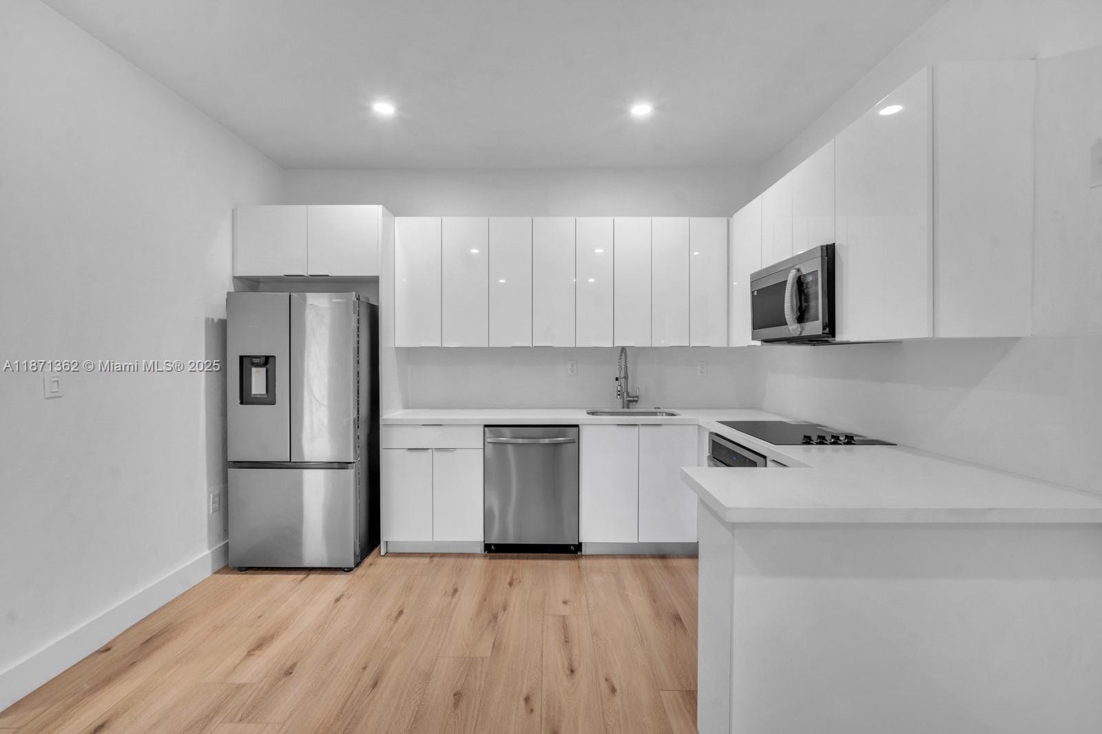 Property photo # 4
