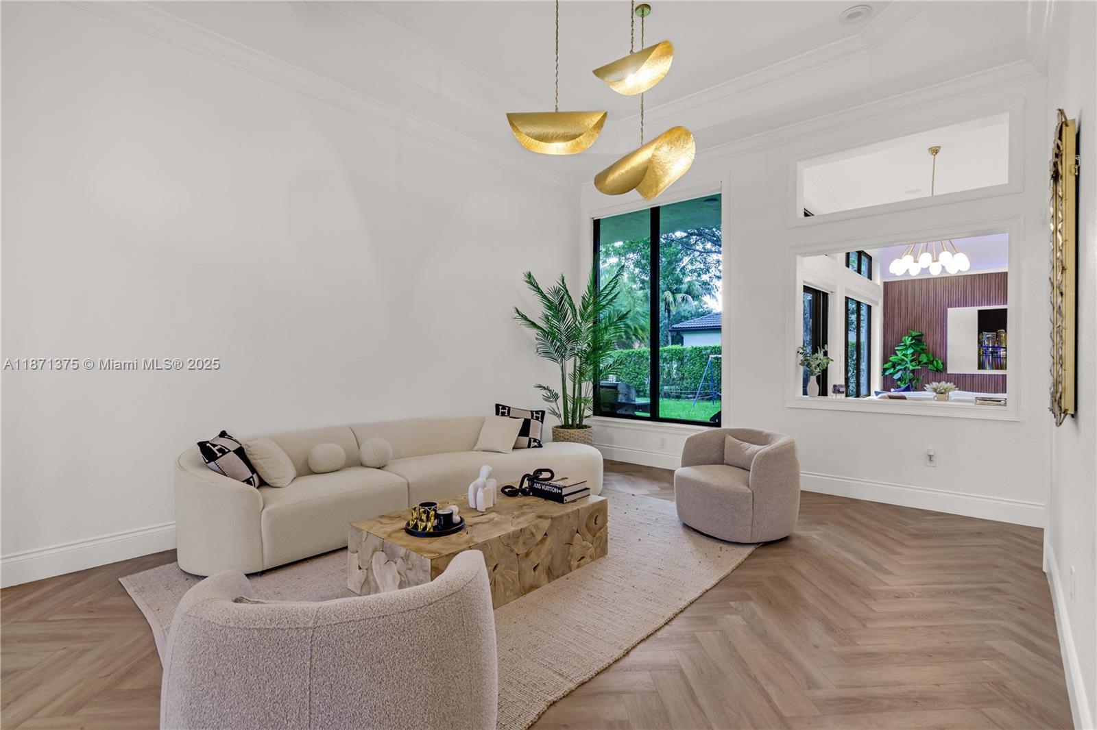 Property photo # 0