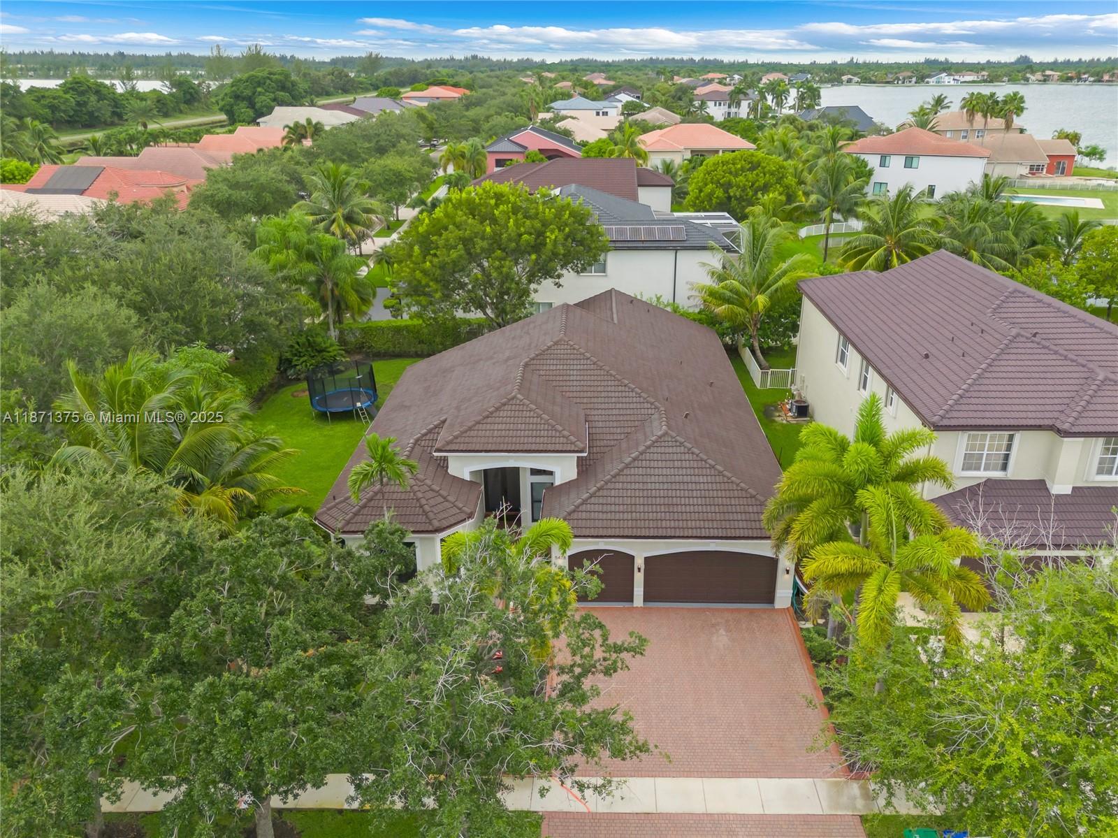 Property photo # 6