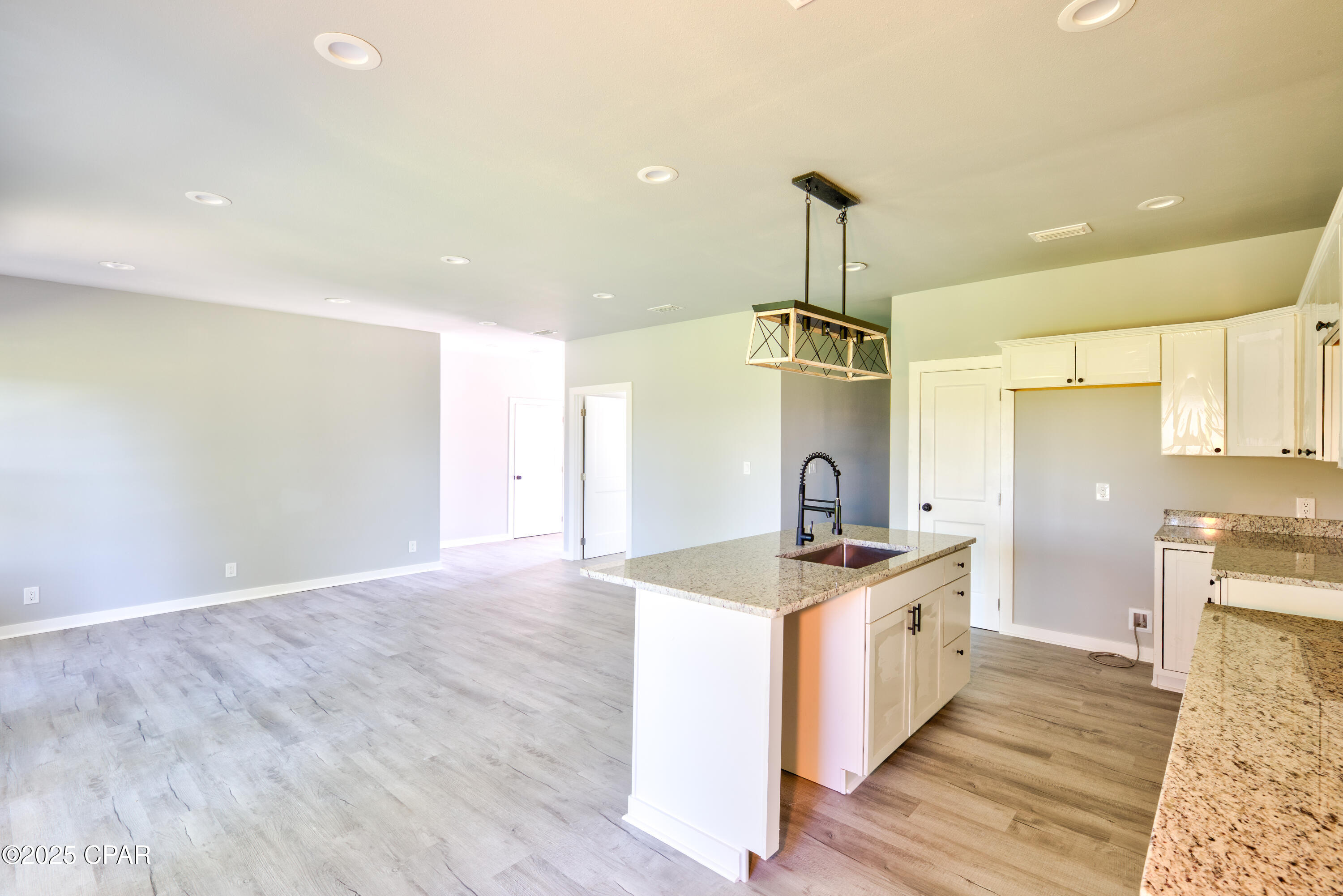 Image 6 For 9019 Pecan Avenue