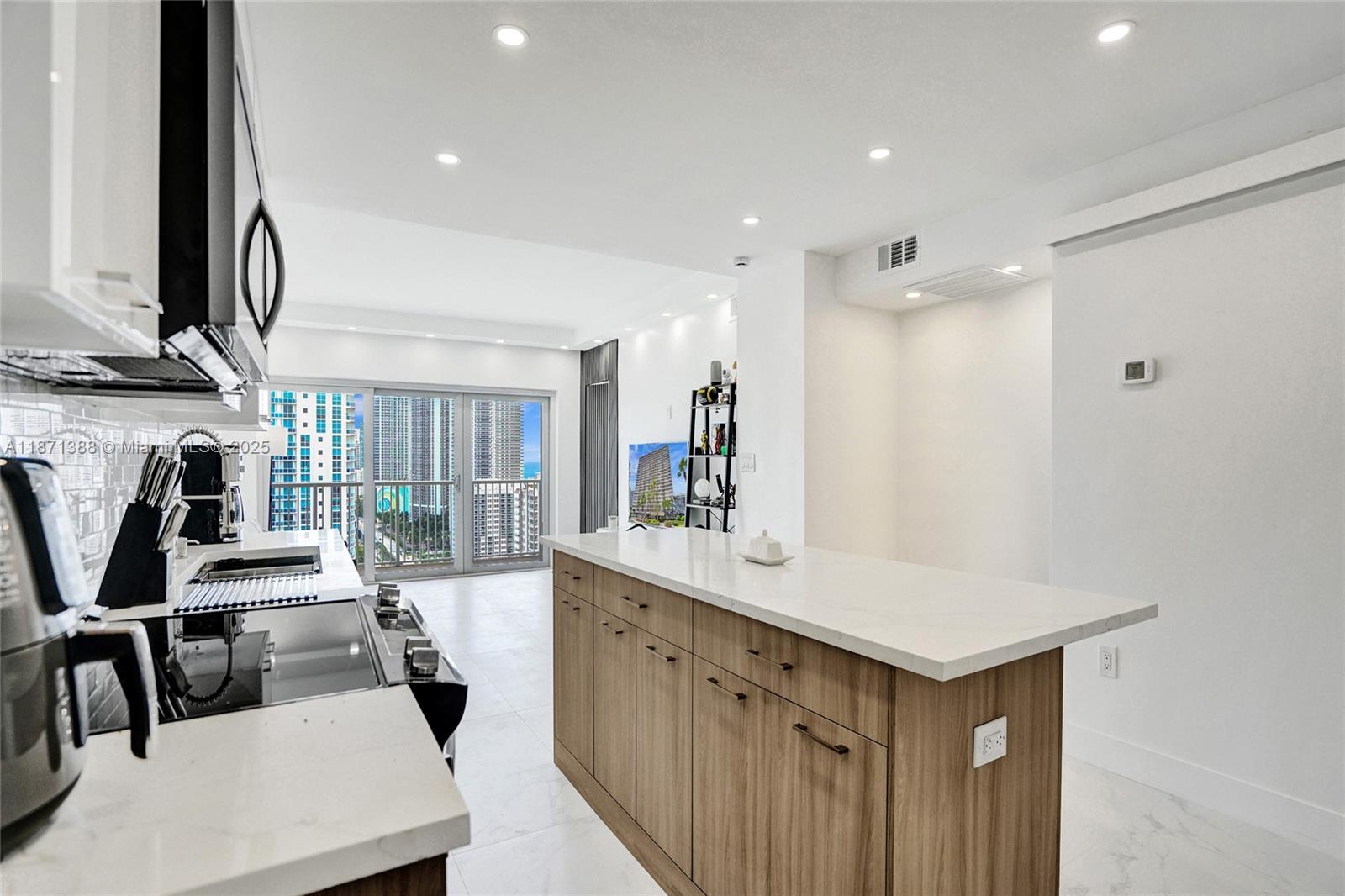 Property photo # 4