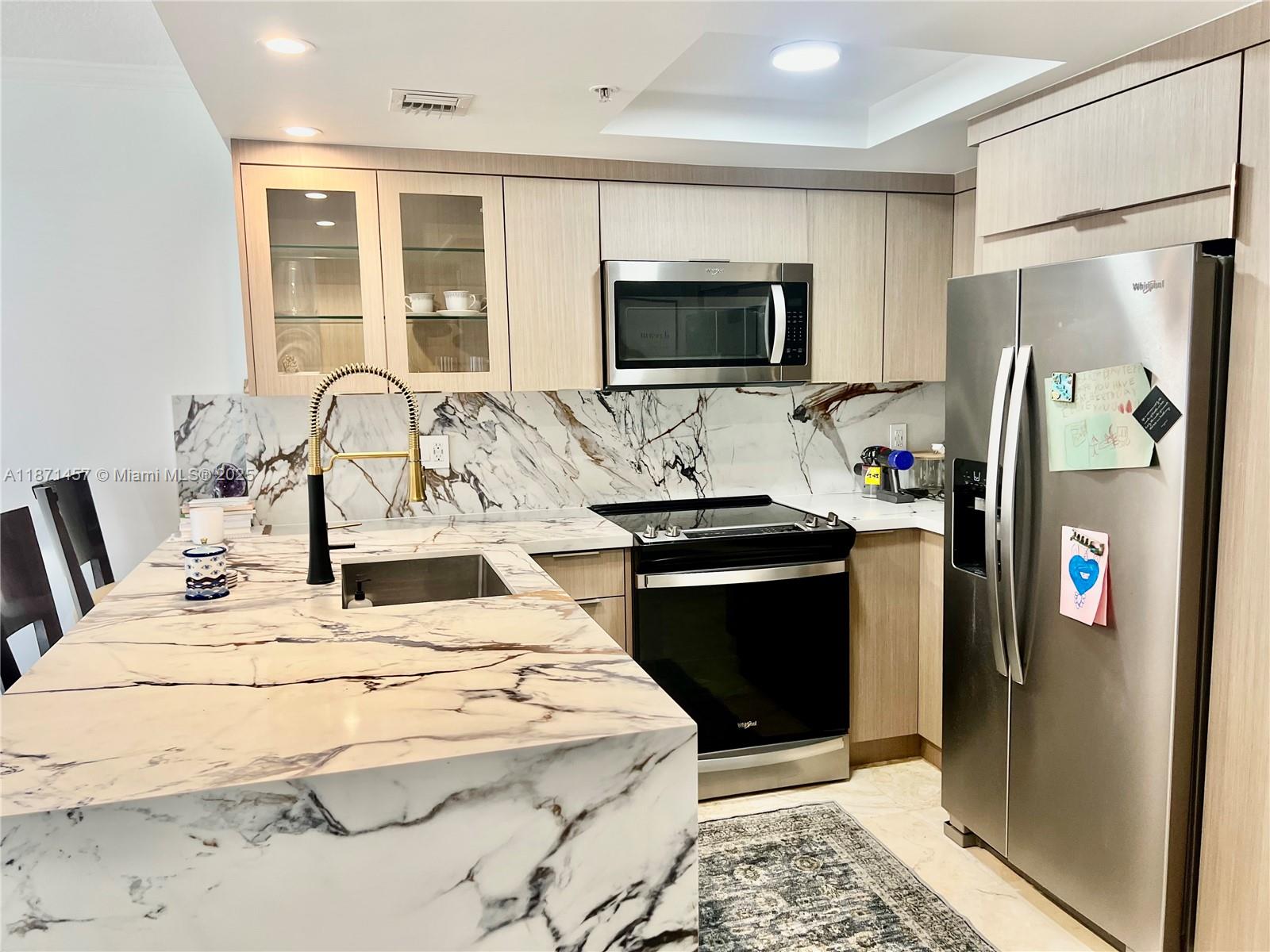 2951 S Bayshore Dr #913, Miami FL 33133