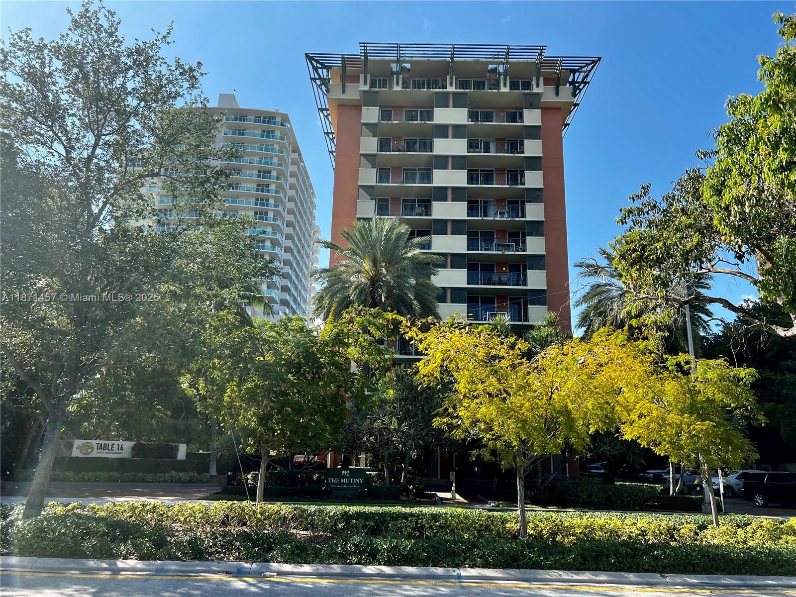 2951 S Bayshore Dr #913, Miami FL 33133