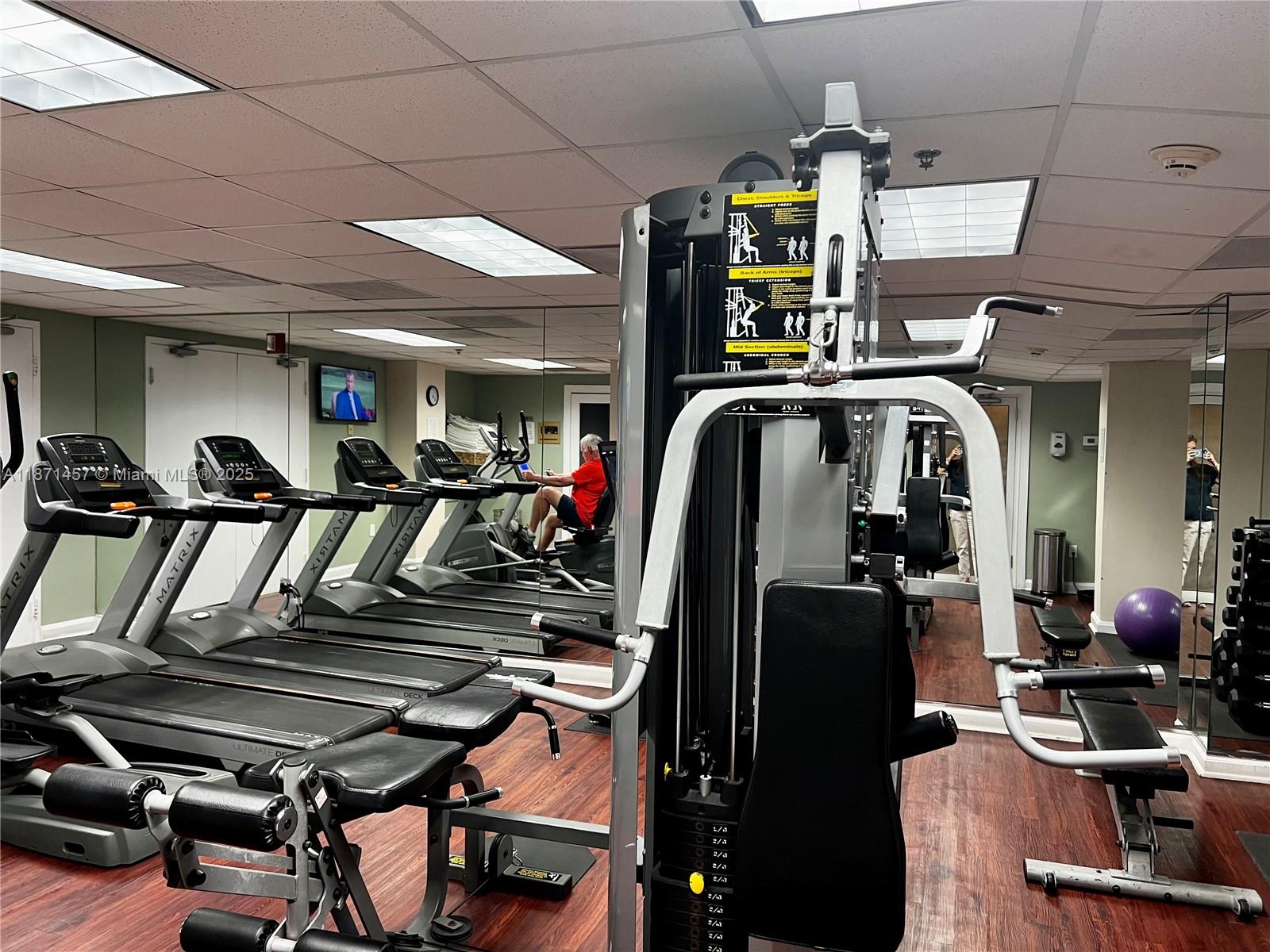 2951 S Bayshore Dr #913, Miami FL 33133