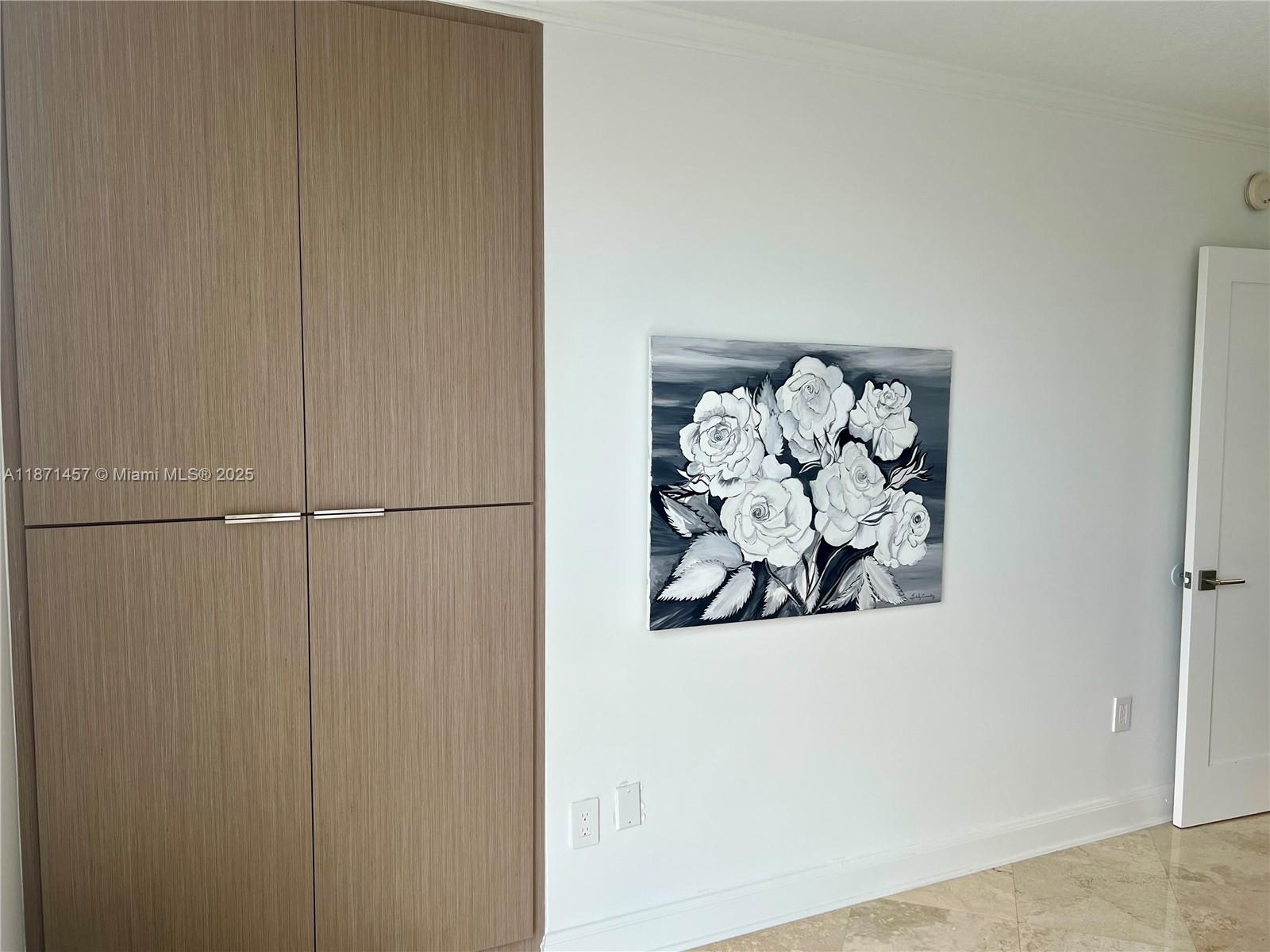 2951 S Bayshore Dr #913, Miami FL 33133